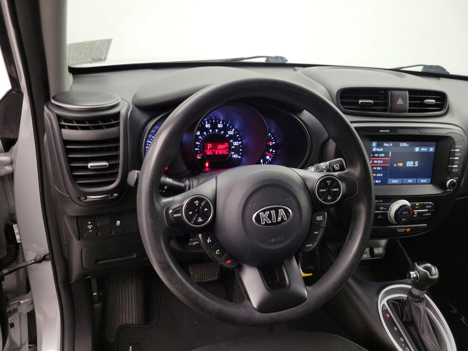 Thumbnail: 2019 Kia Soul - 10