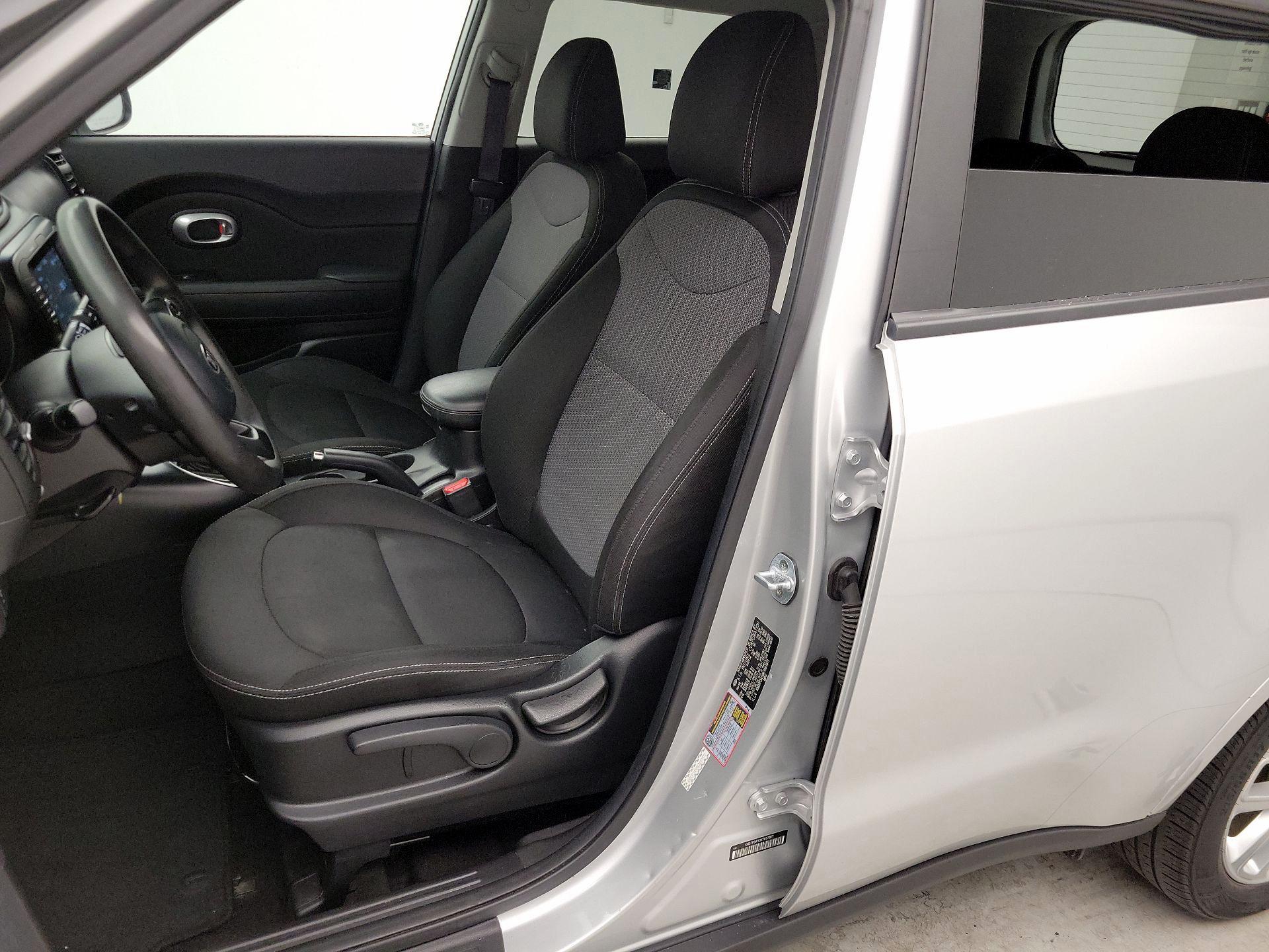 Thumbnail: 2019 Kia Soul - 11