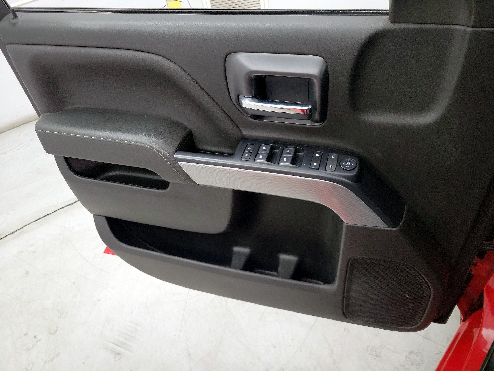 Thumbnail: 2019 Chevrolet Silverado 1500 - 12