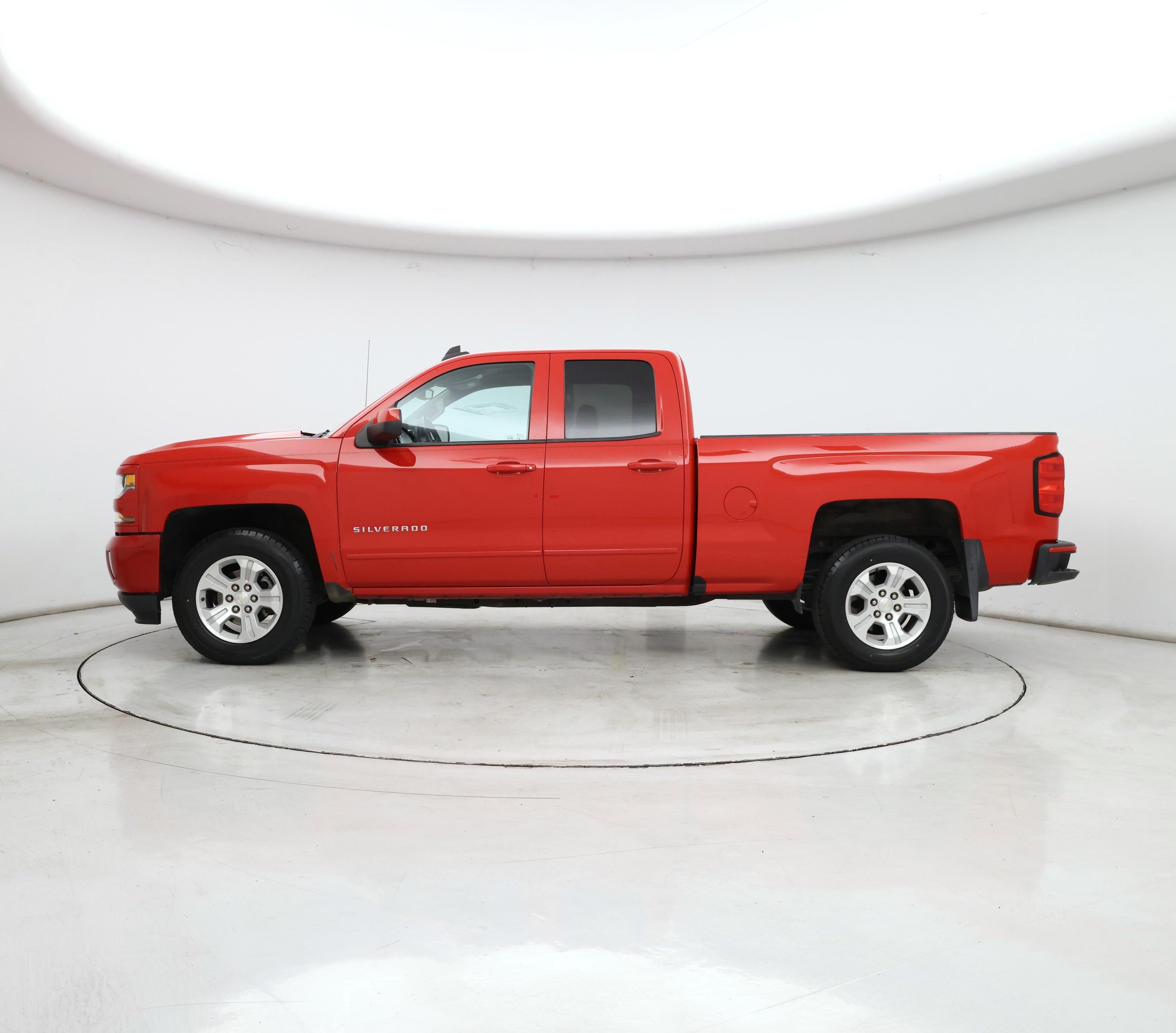 Thumbnail: 2019 Chevrolet Silverado 1500 - 3