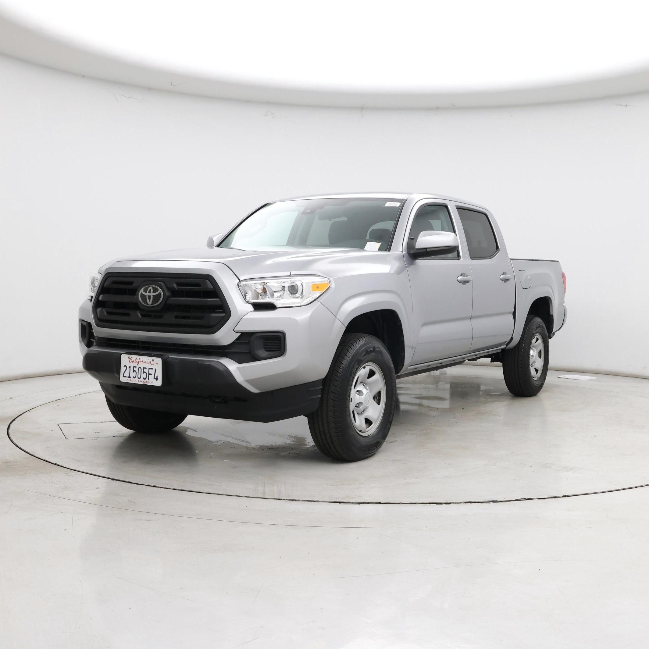 Thumbnail: 2019 Toyota Tacoma - 4