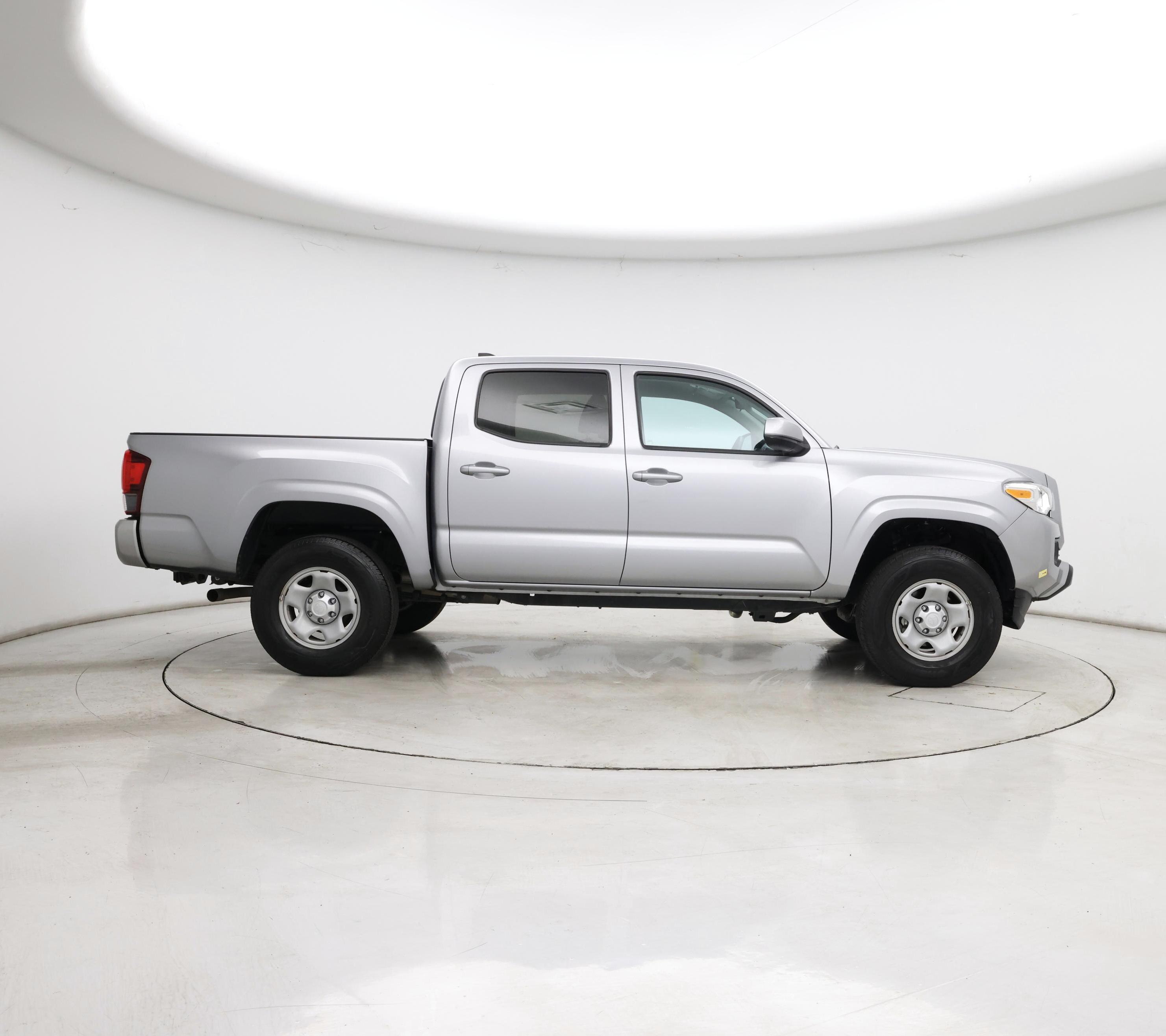 Thumbnail: 2019 Toyota Tacoma - 7