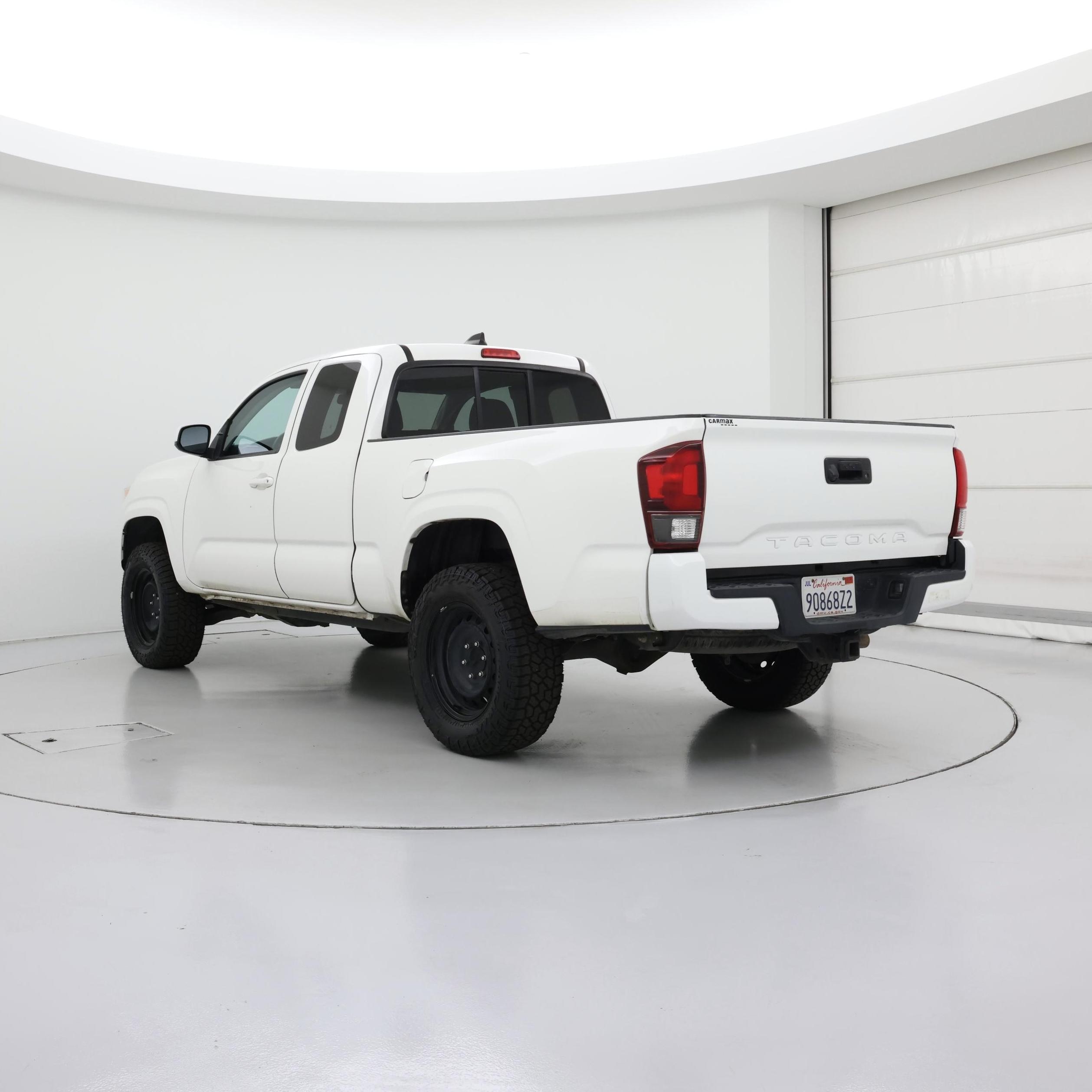 Thumbnail: 2020 Toyota Tacoma - 2