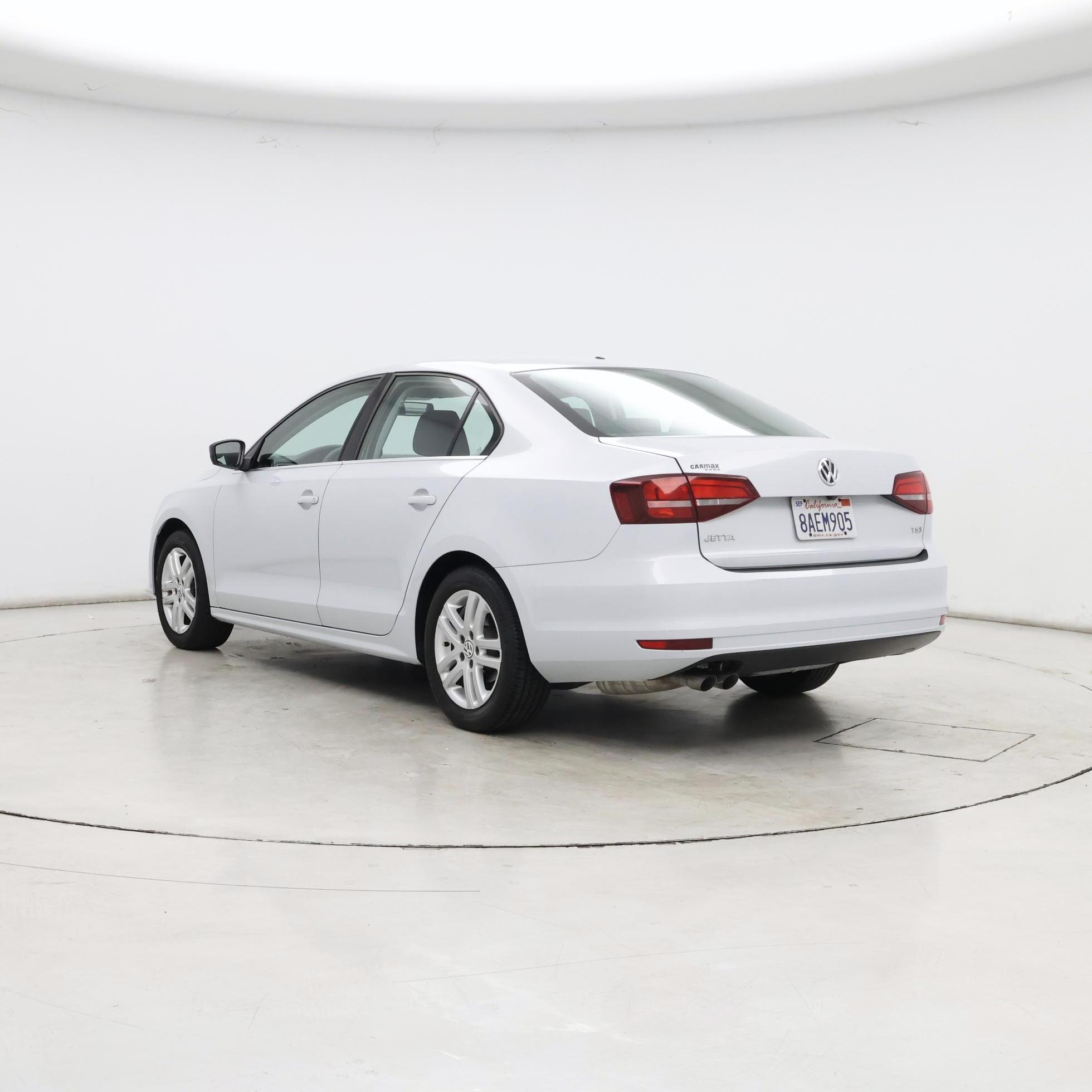 Thumbnail: 2017 Volkswagen Jetta - 2