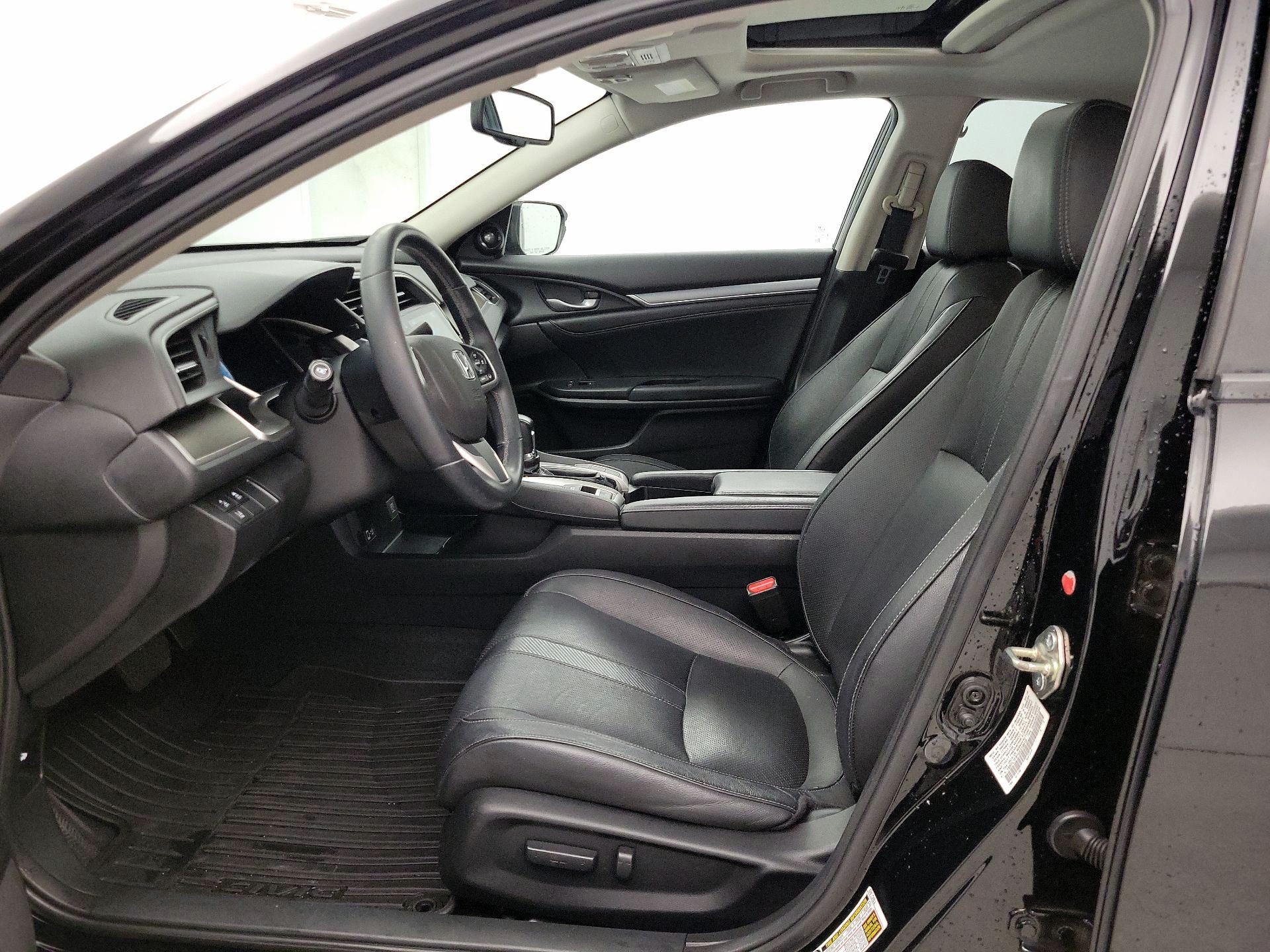 Thumbnail: 2016 Honda Civic - 11