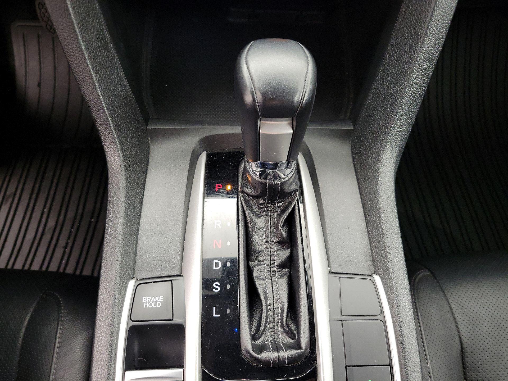 Thumbnail: 2016 Honda Civic - 17