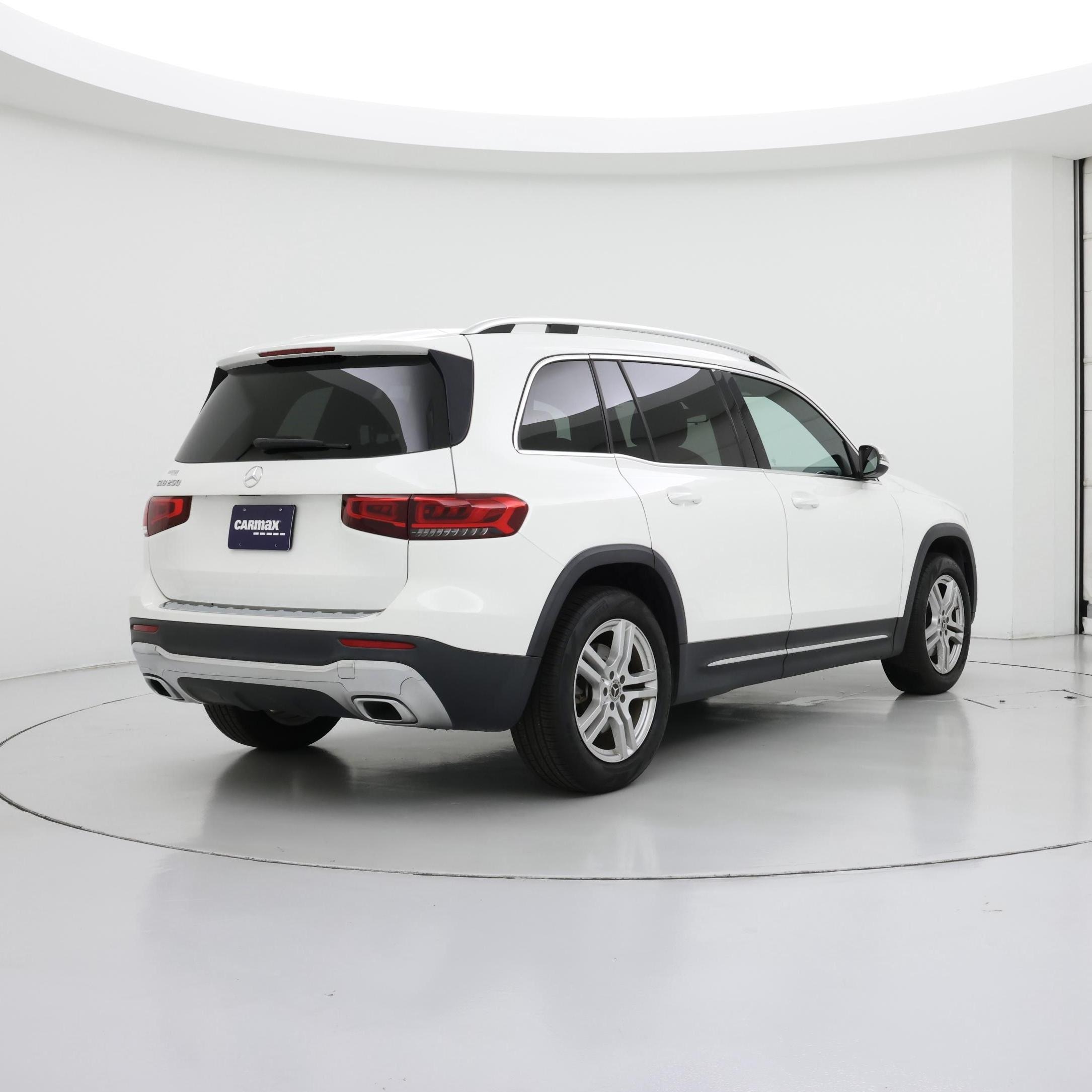 Thumbnail: 2021 Mercedes-Benz GLB - 8