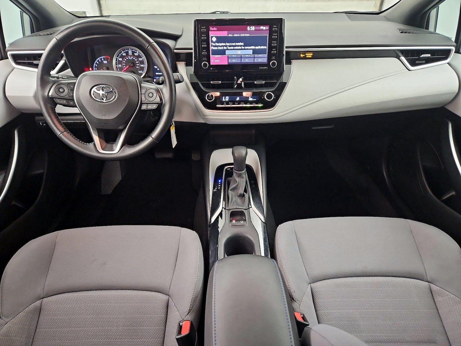 2021 Toyota Corolla SE - Photo 10