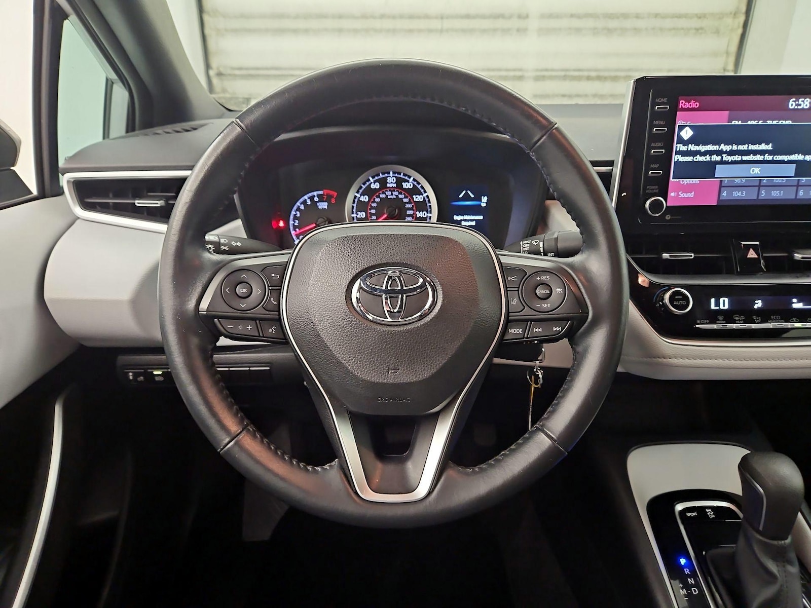 2021 Toyota Corolla SE - Photo 11