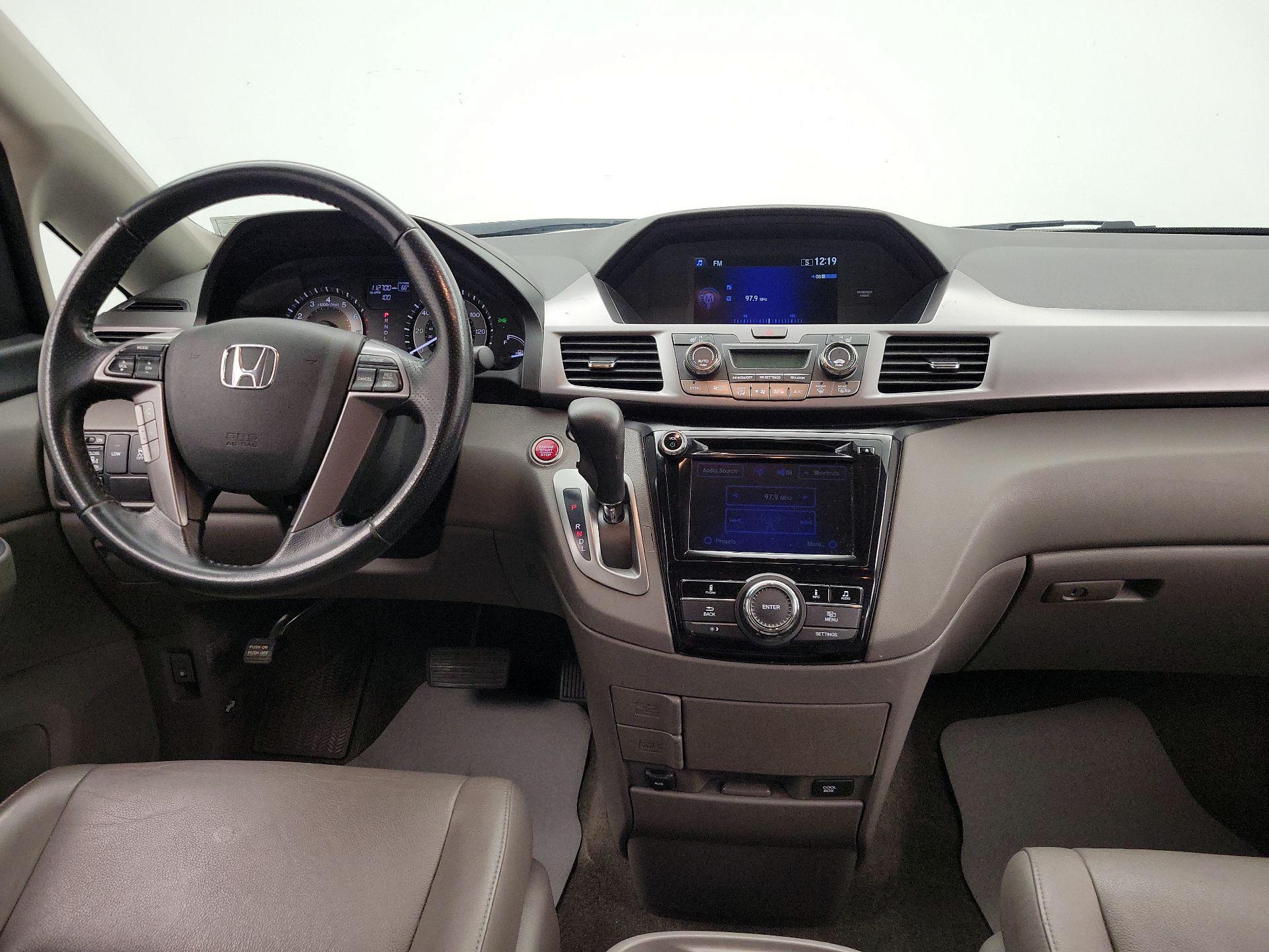 Thumbnail: 2015 Honda Odyssey - 9