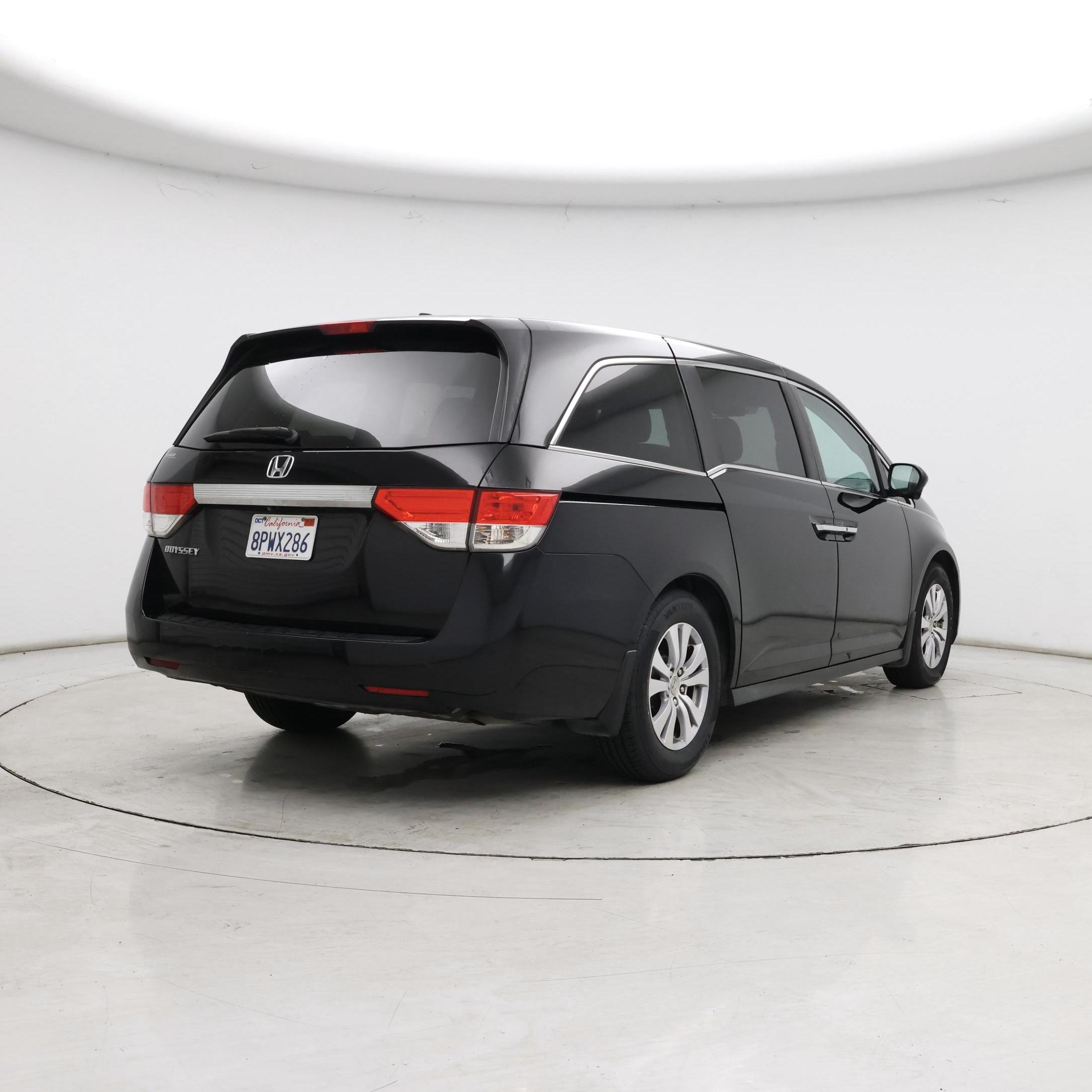 Thumbnail: 2015 Honda Odyssey - 8