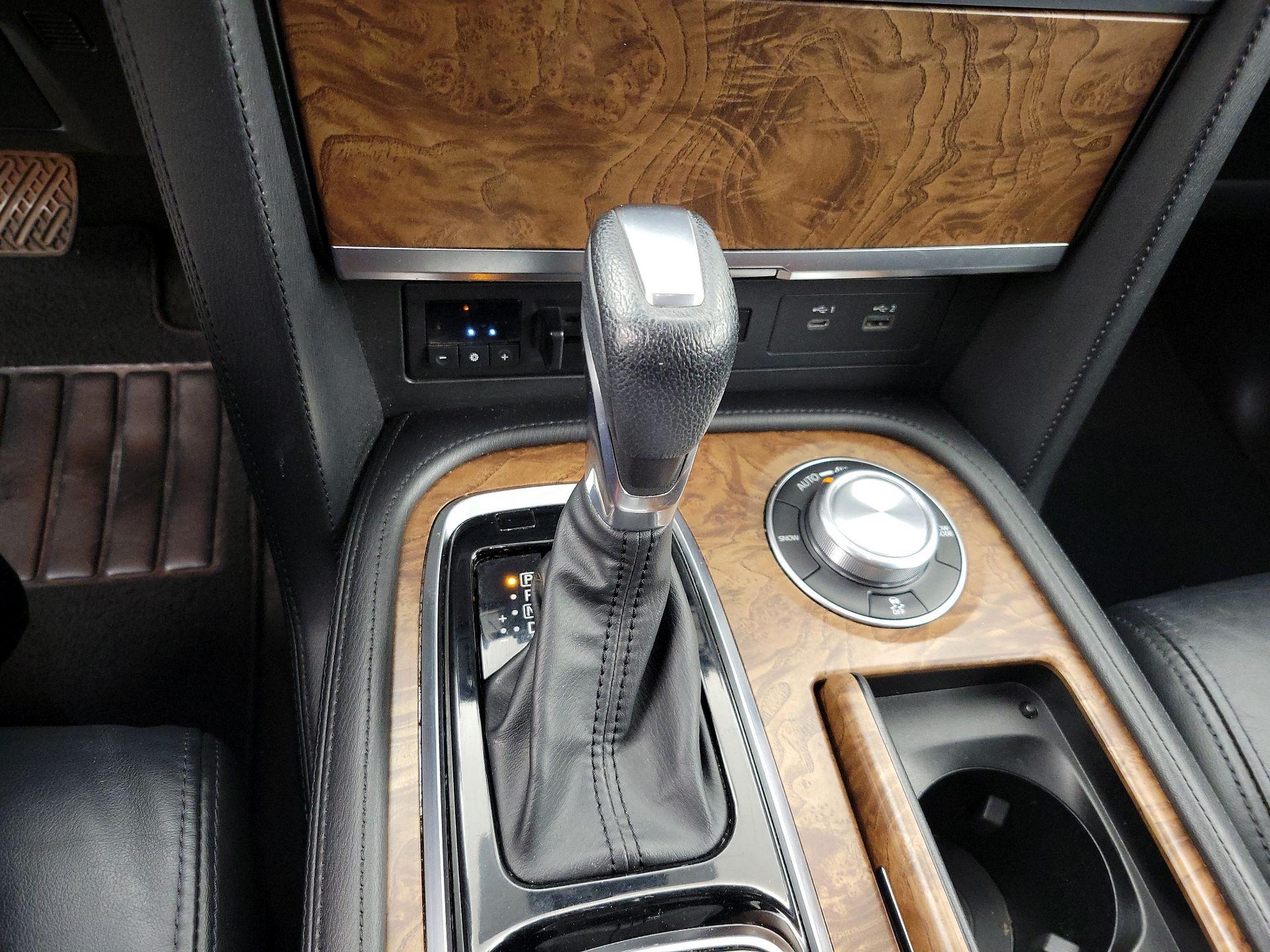 Thumbnail: 2021 Nissan Armada - 18