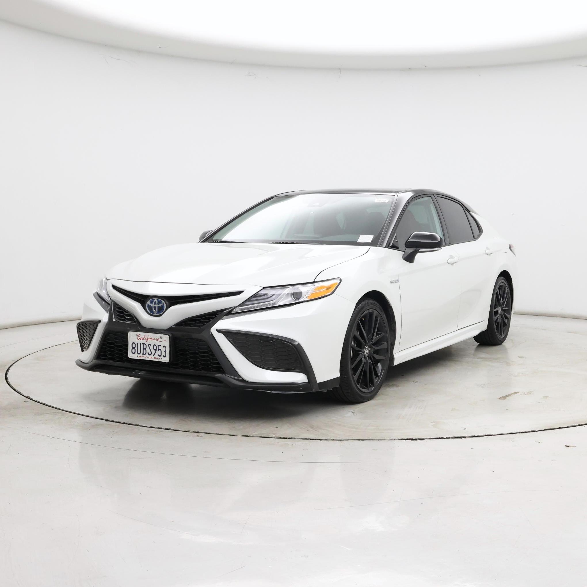 Thumbnail: 2021 Toyota Camry - 4