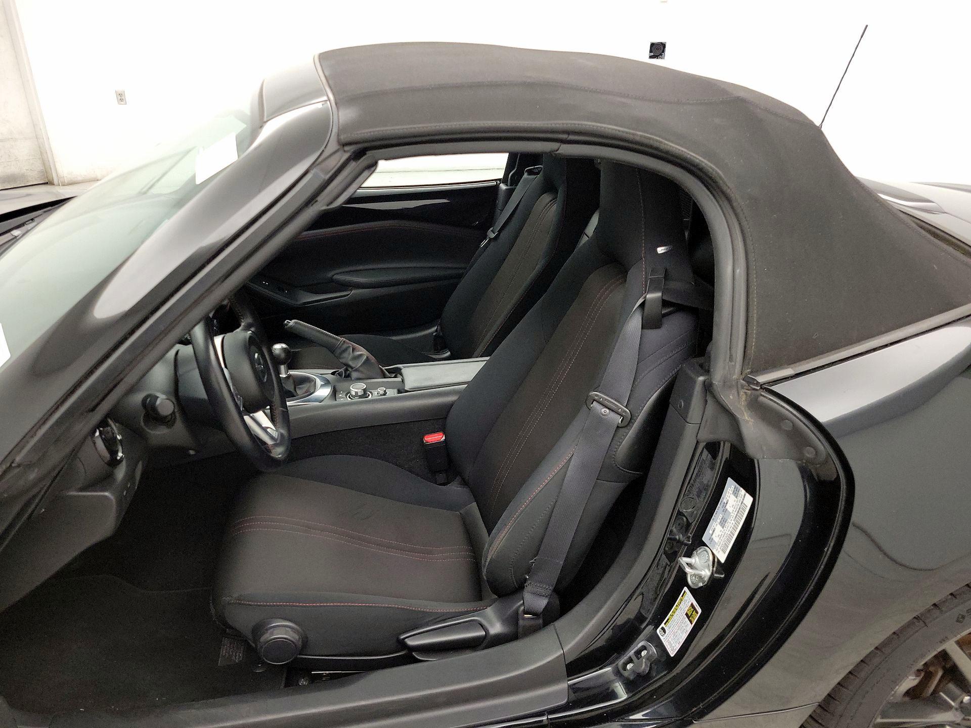 Thumbnail: 2016 Mazda MX-5 Miata - 11