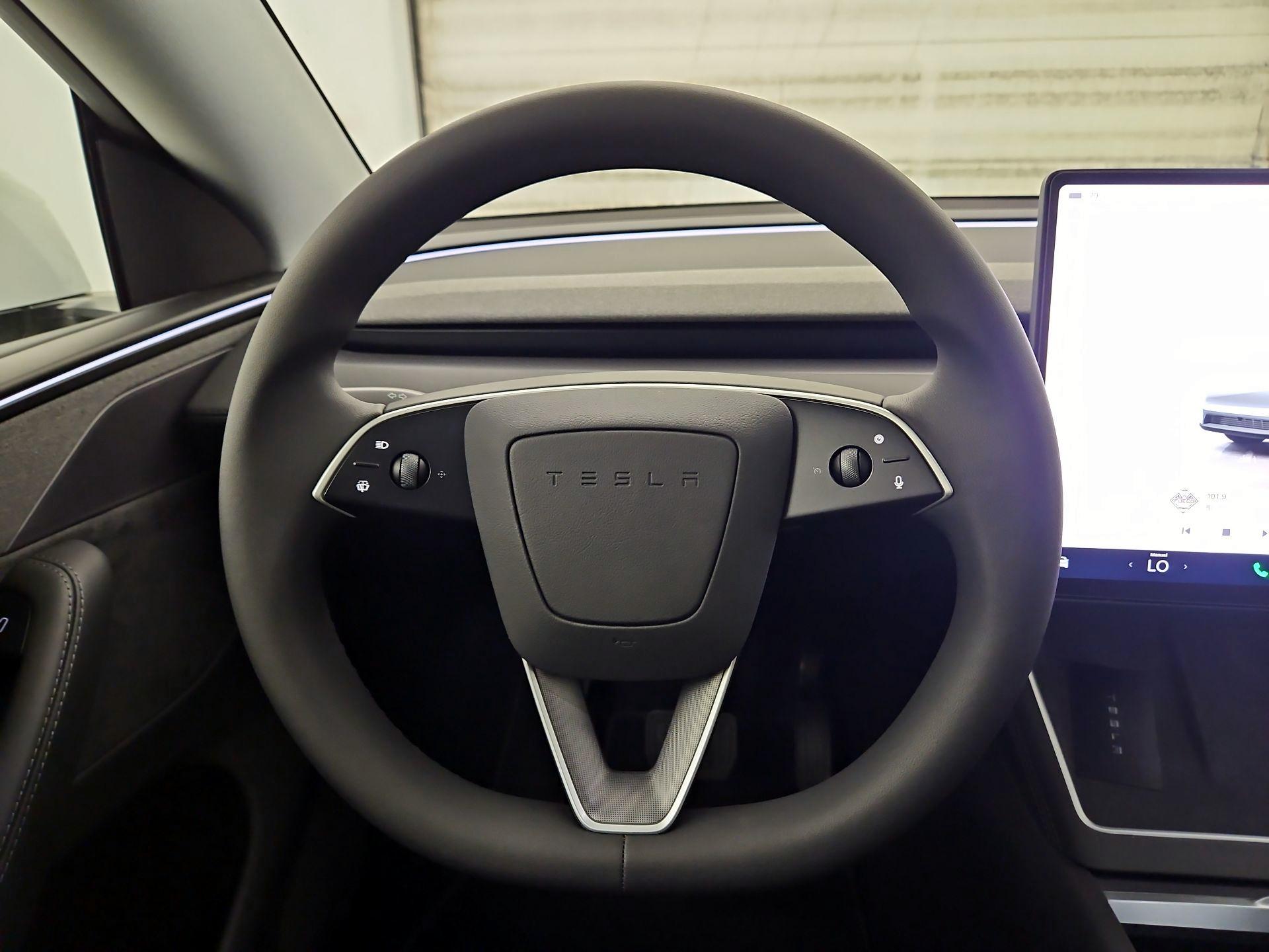 Thumbnail: 2026 Tesla Model Y - 10