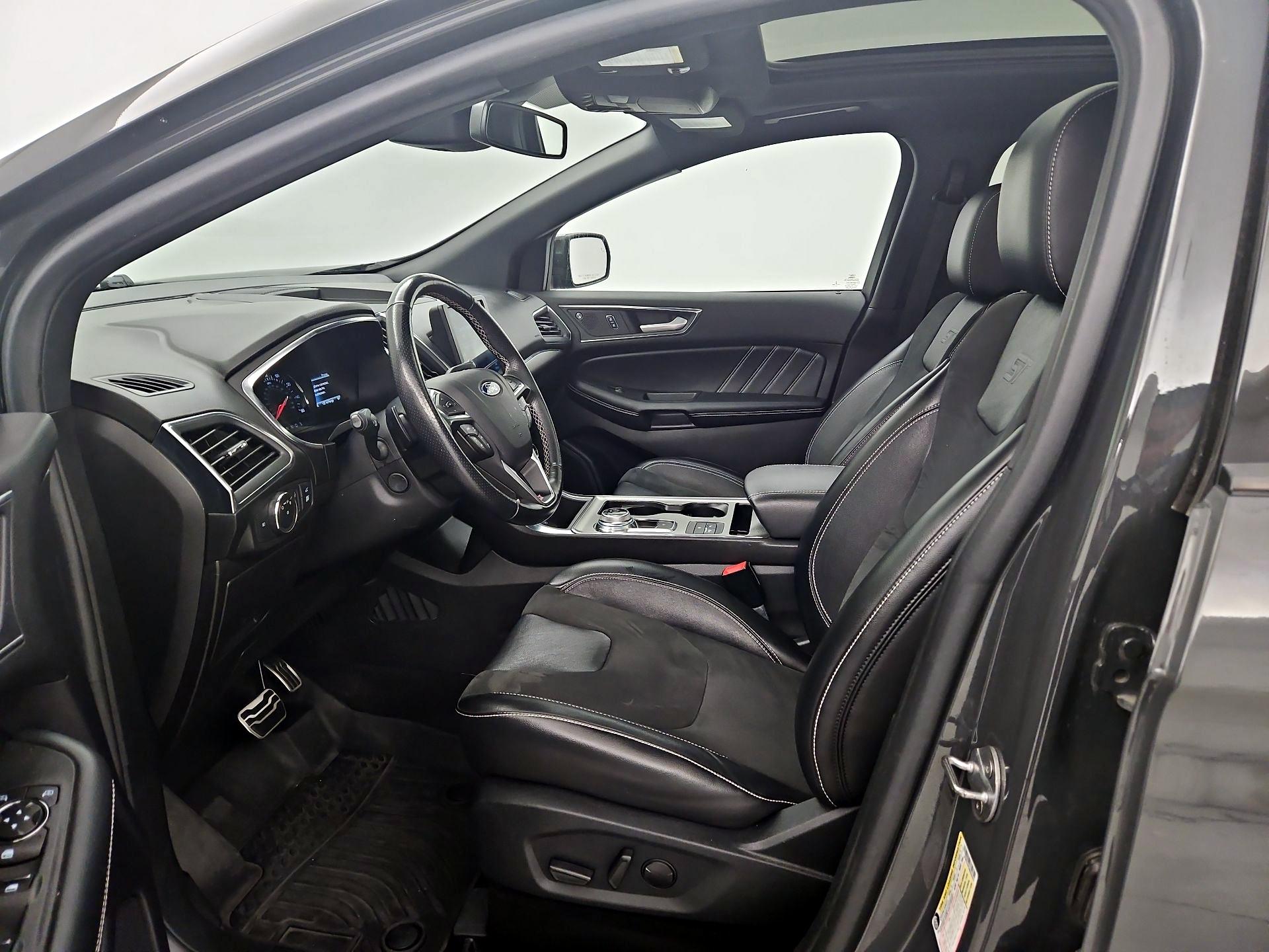 Thumbnail: 2021 Ford Edge - 11