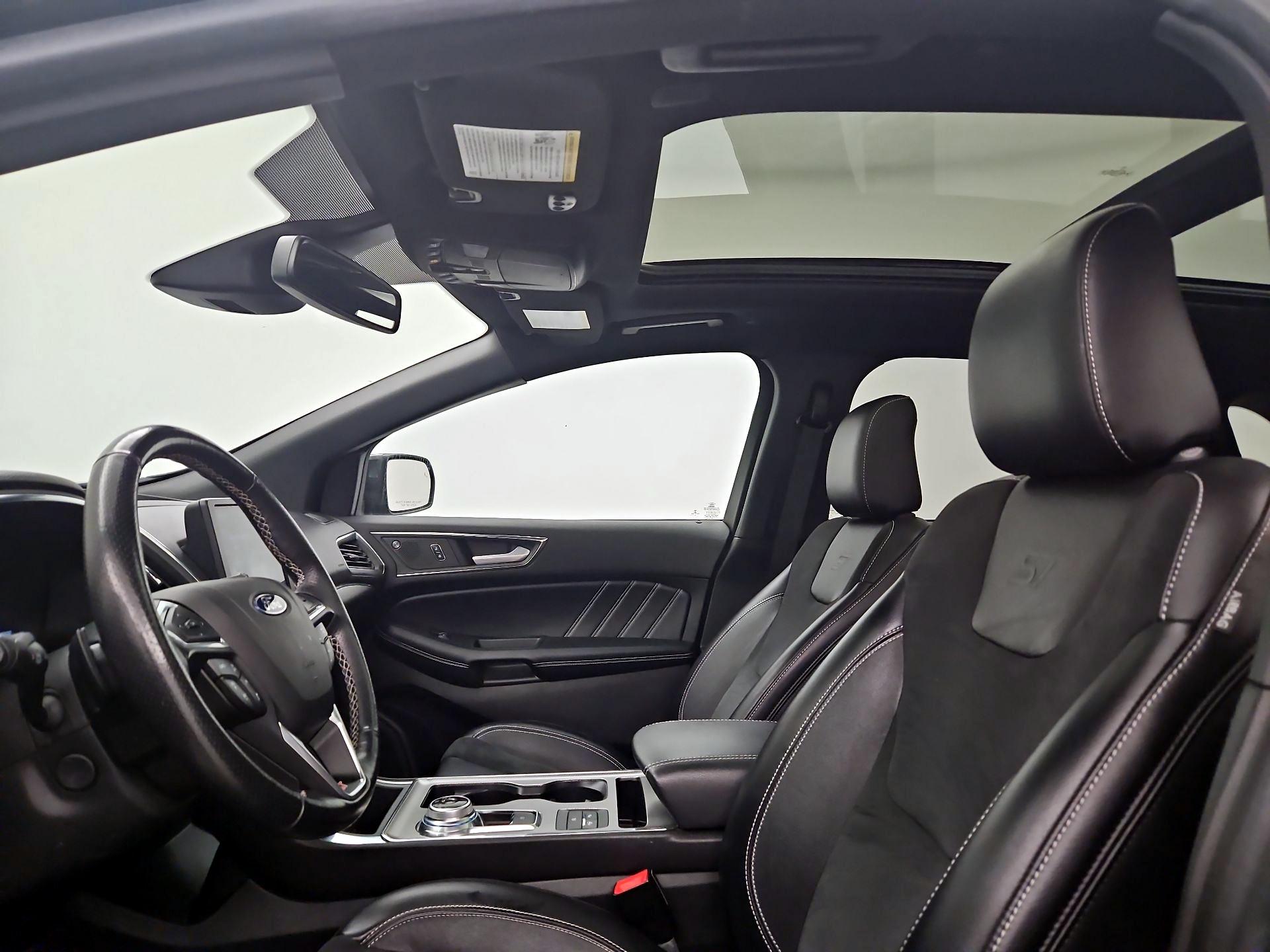 Thumbnail: 2021 Ford Edge - 20