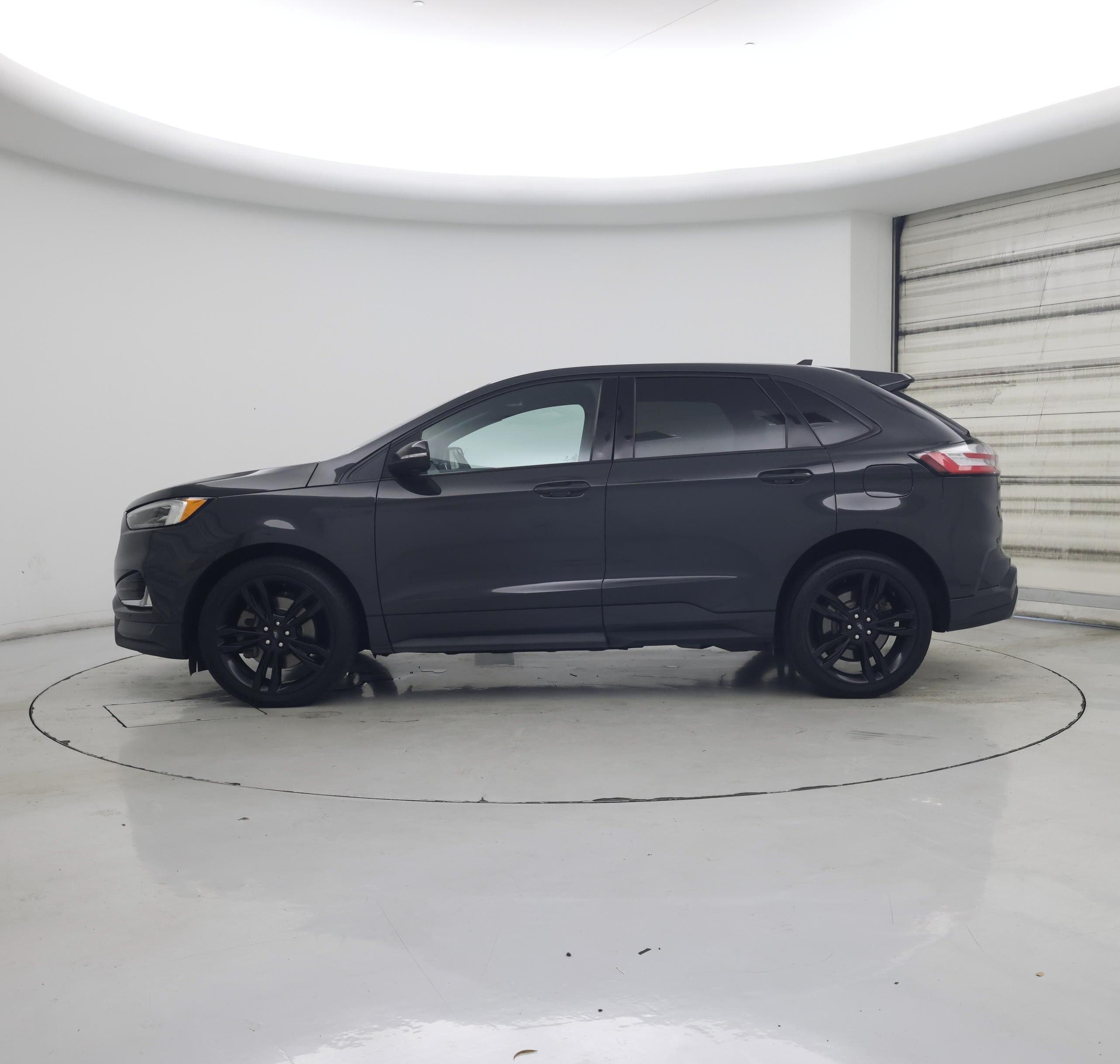 Thumbnail: 2021 Ford Edge - 3