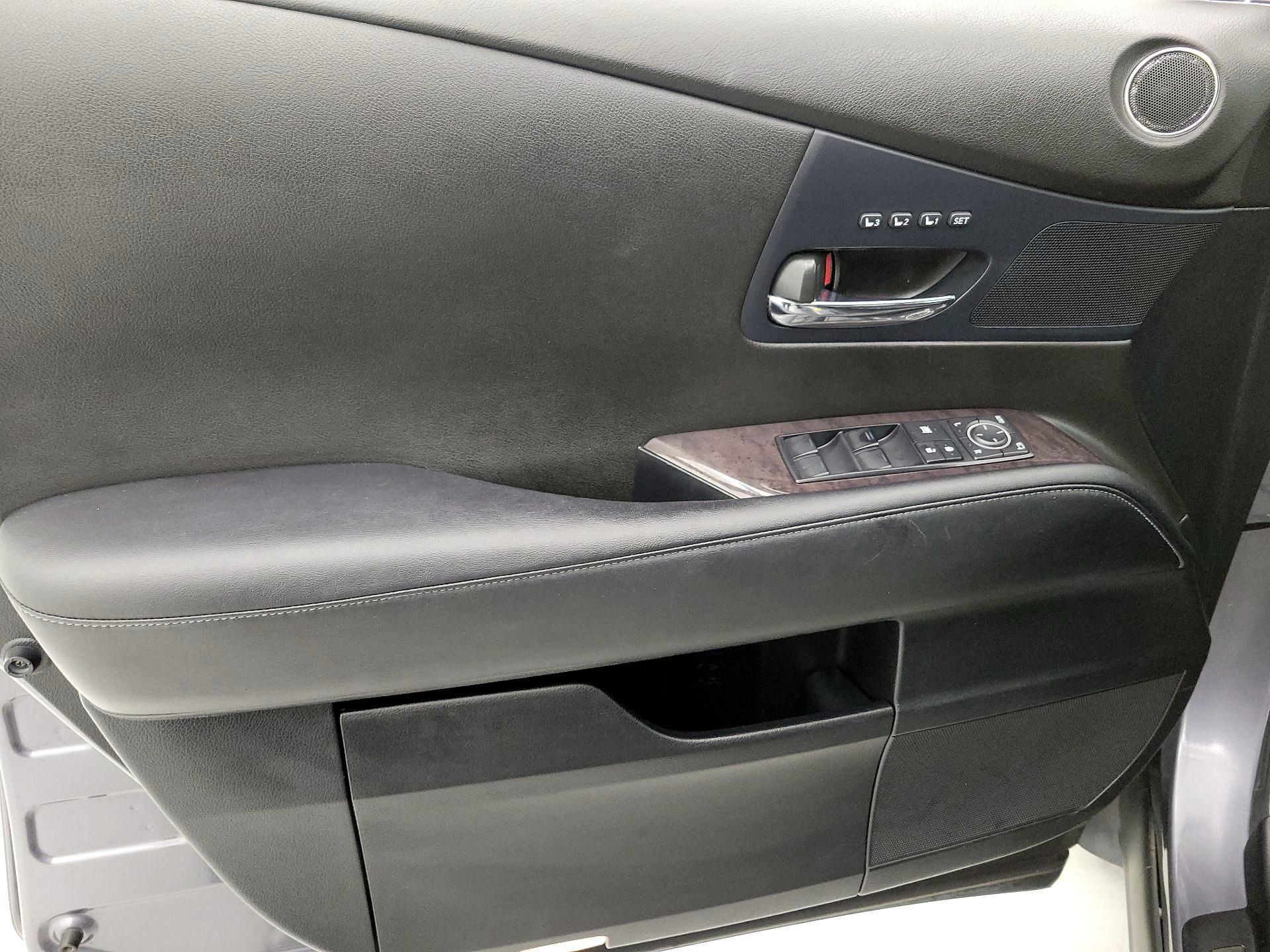 Thumbnail: 2015 Lexus RX - 12