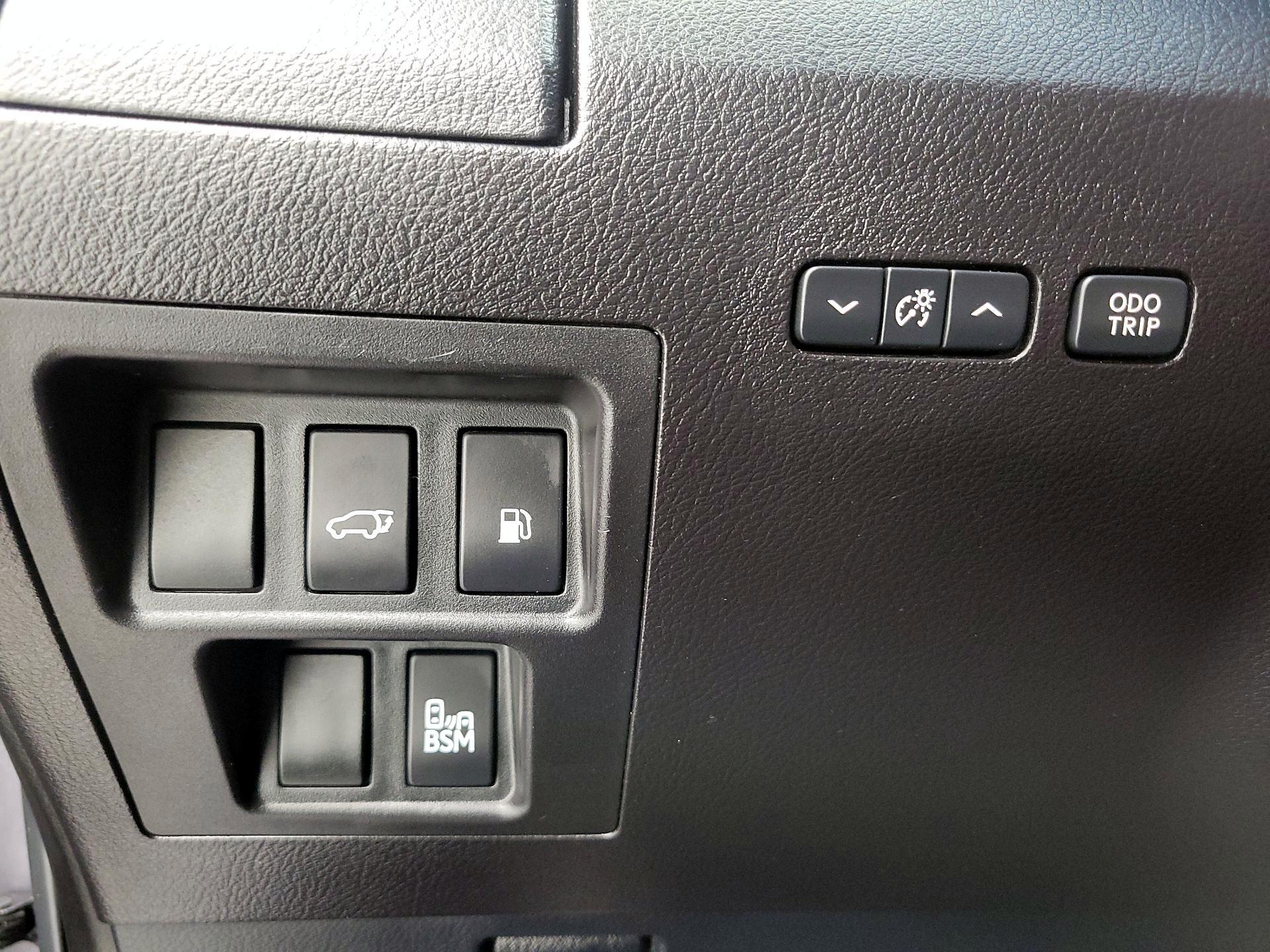 Thumbnail: 2015 Lexus RX - 13
