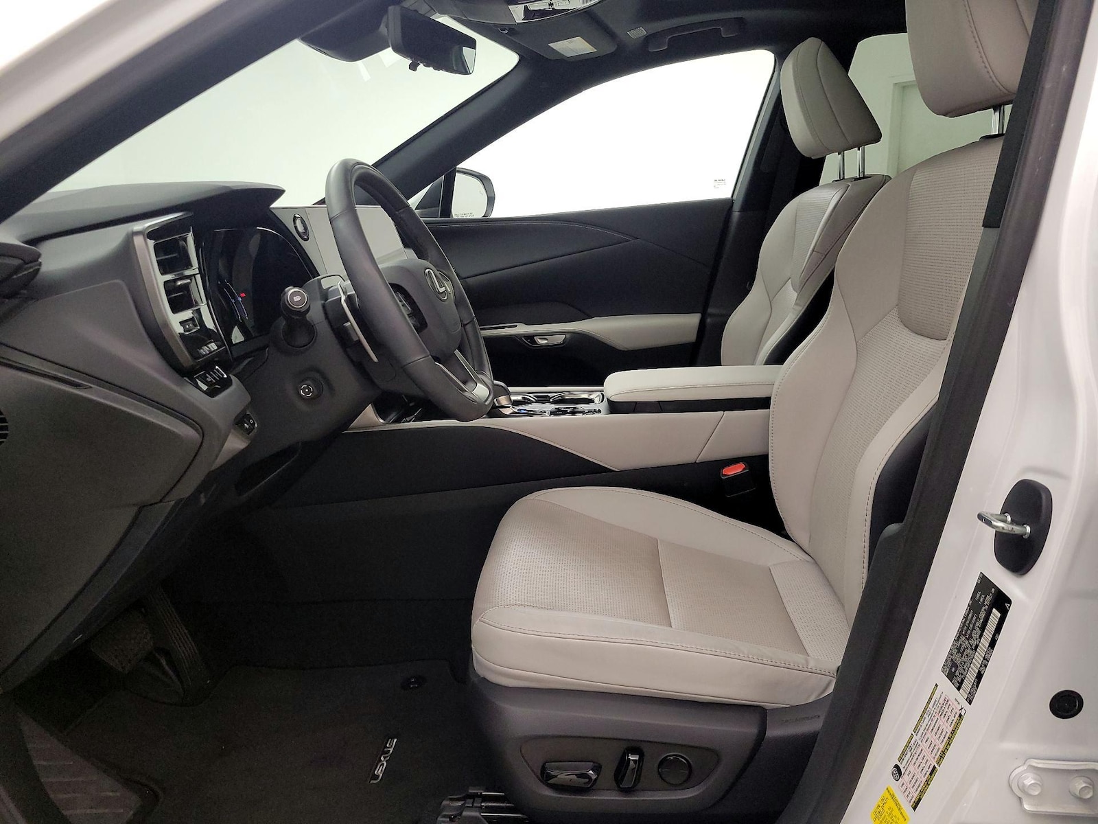 2023 Lexus RX 350 - Photo 12