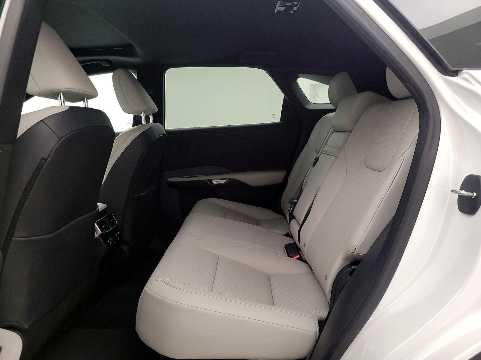 2023 Lexus RX 350 - Photo 21