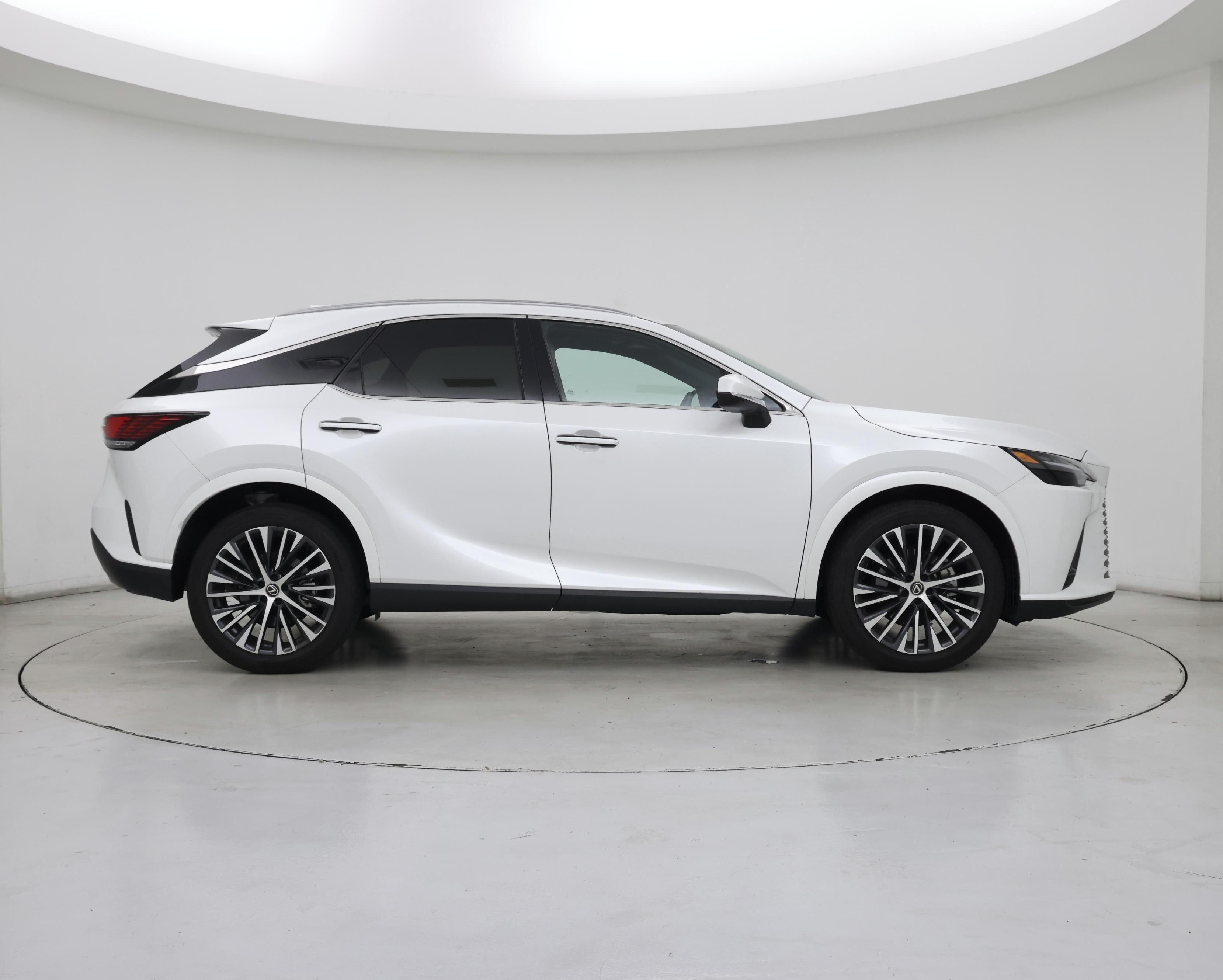 Thumbnail: 2023 Lexus RX - 7