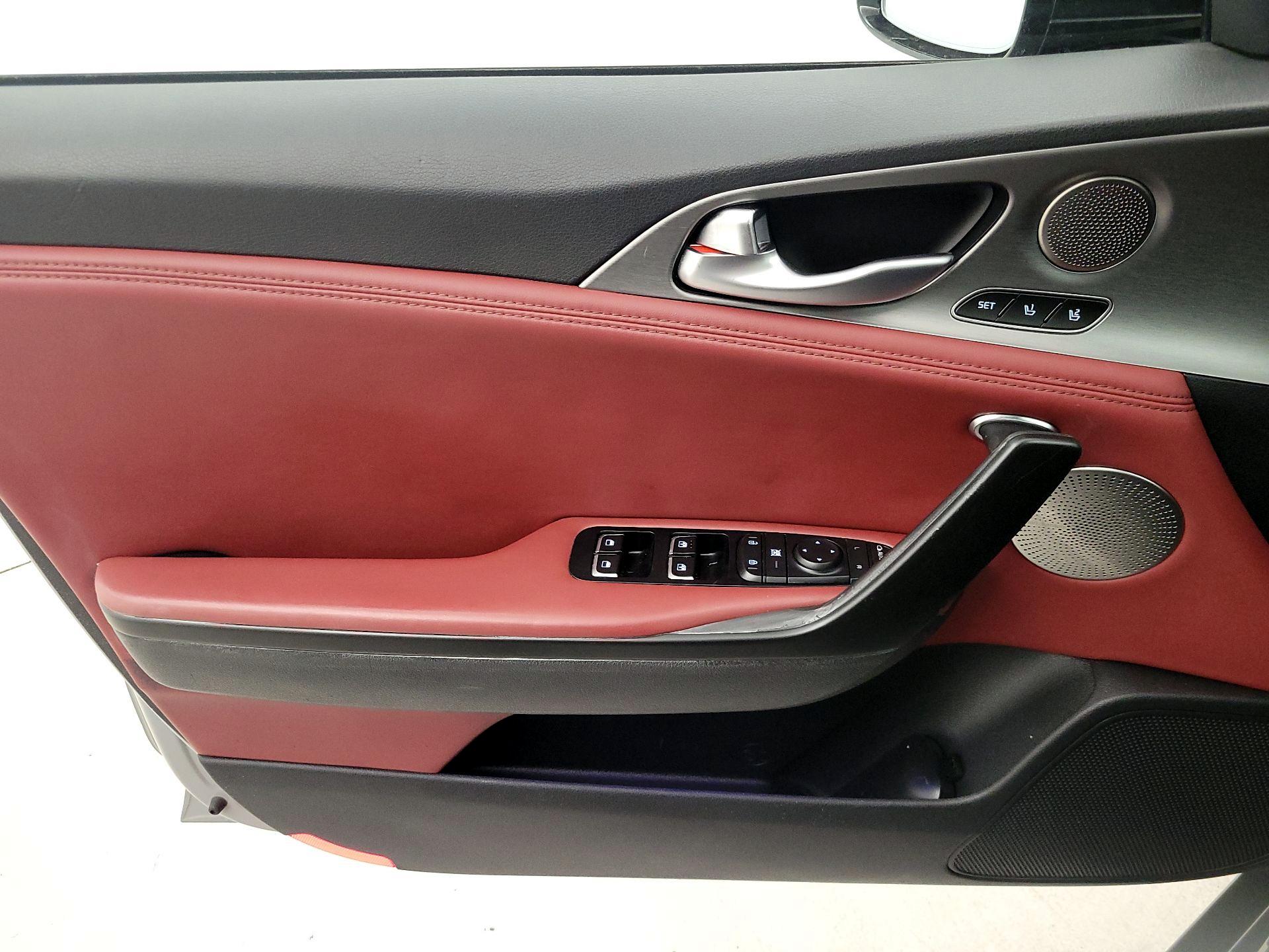 Thumbnail: 2021 Kia Stinger - 12