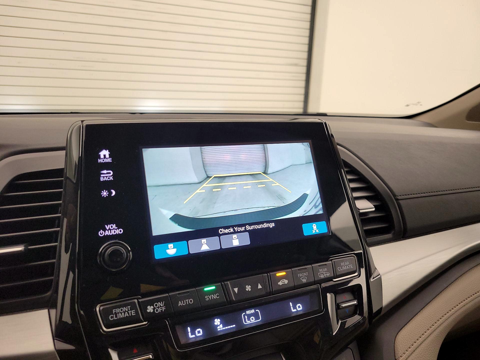 Thumbnail: 2021 Honda Odyssey - 14