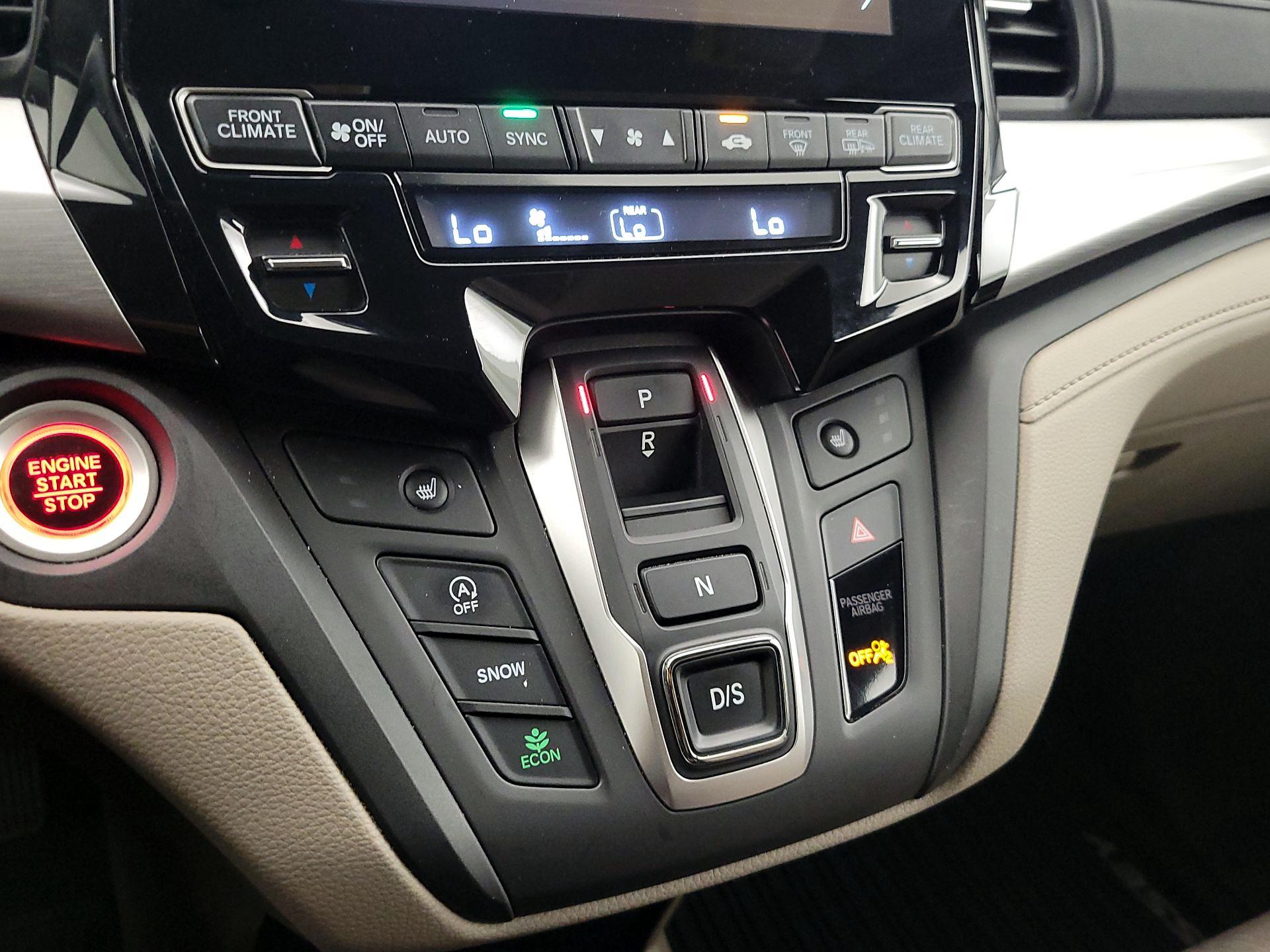 Thumbnail: 2021 Honda Odyssey - 17