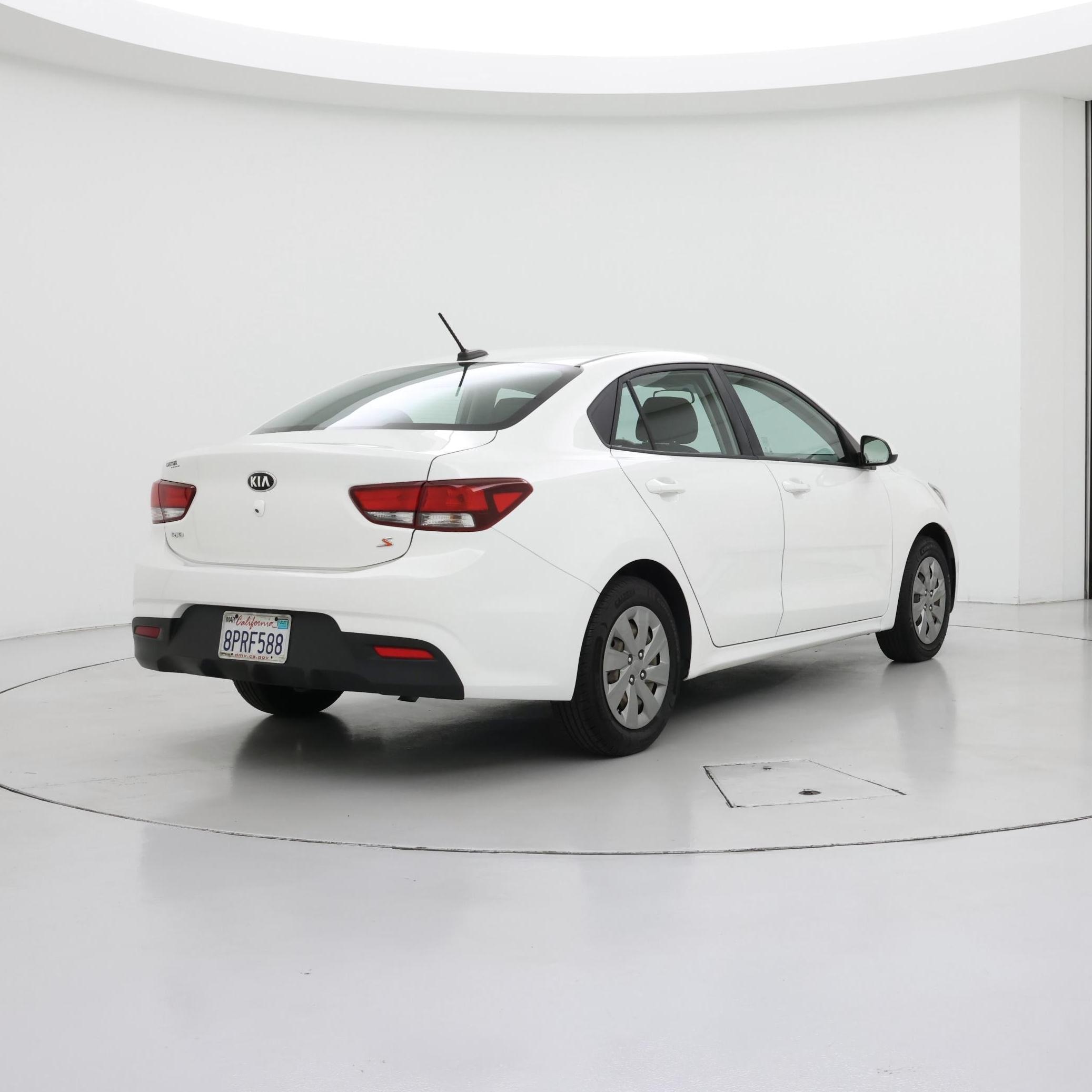 Thumbnail: 2020 Kia Rio - 8