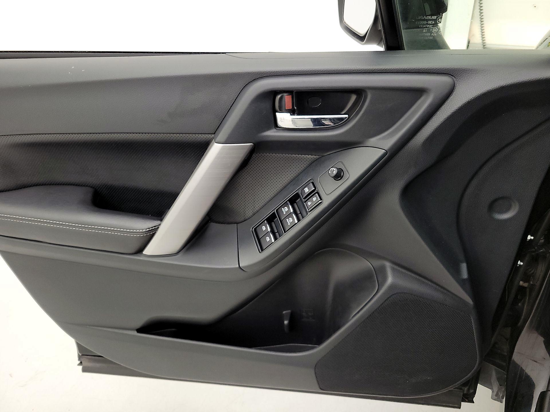Thumbnail: 2017 Subaru Forester - 12
