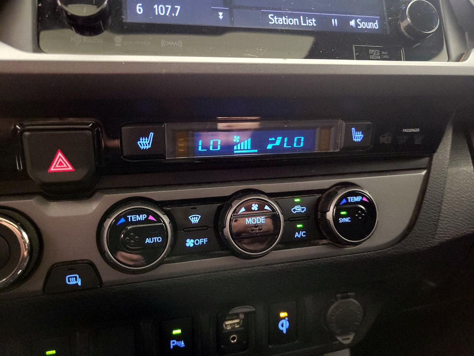 2017 Toyota Tacoma TRD Sport - Photo 17