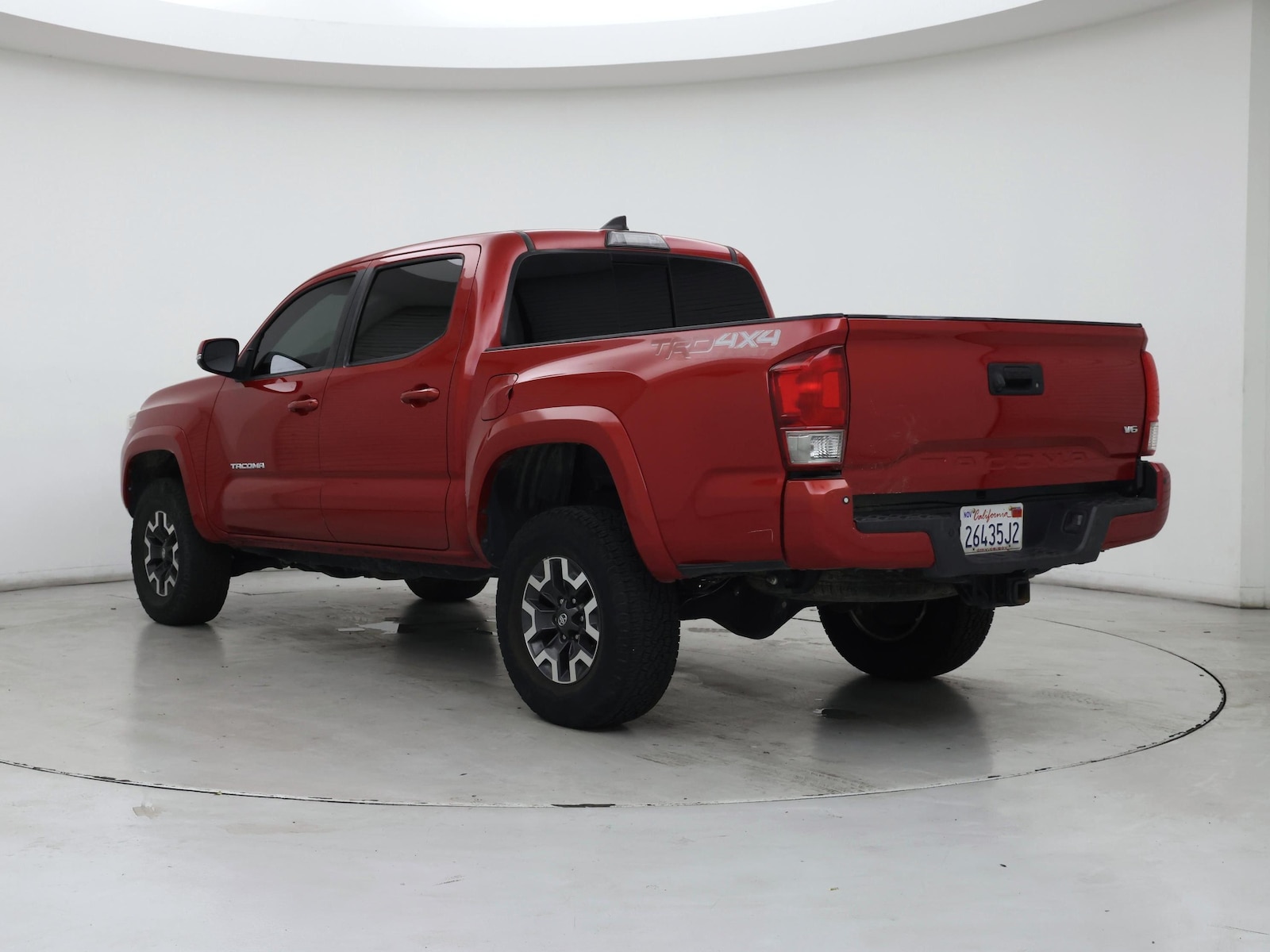 2017 Toyota Tacoma TRD Sport - Photo 3