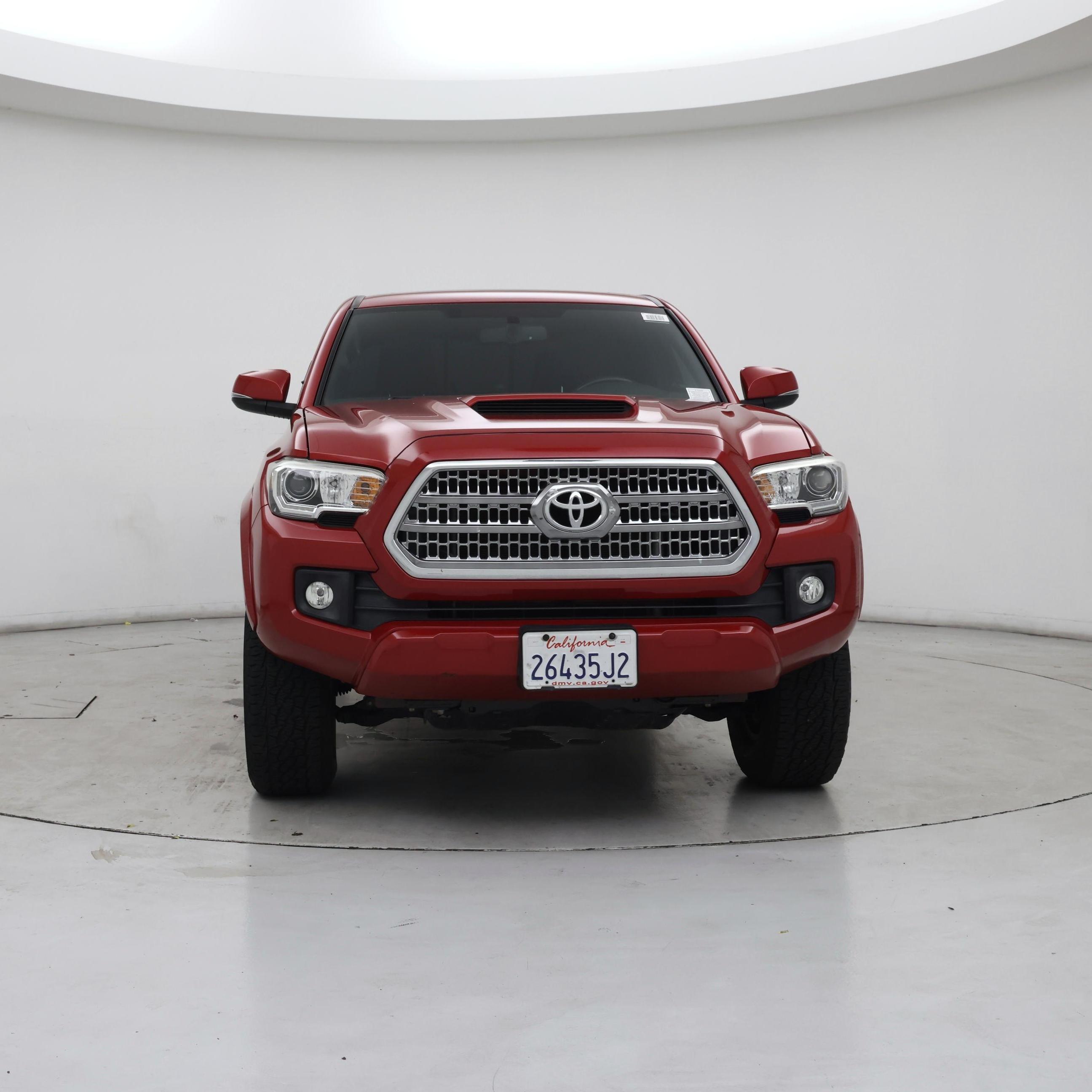 Thumbnail: 2017 Toyota Tacoma - 5
