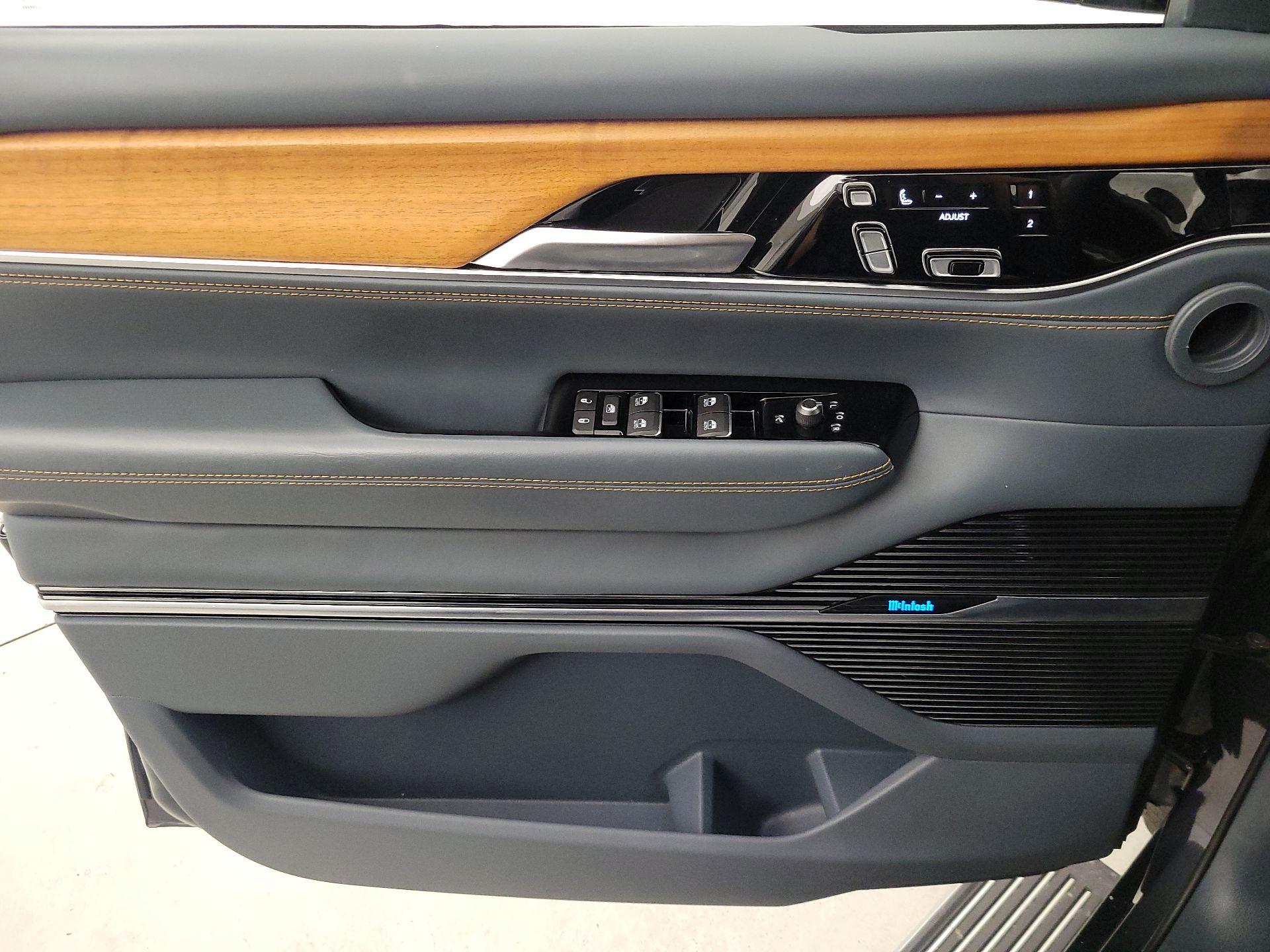 Thumbnail: 2024 Jeep Grand Wagoneer - 12