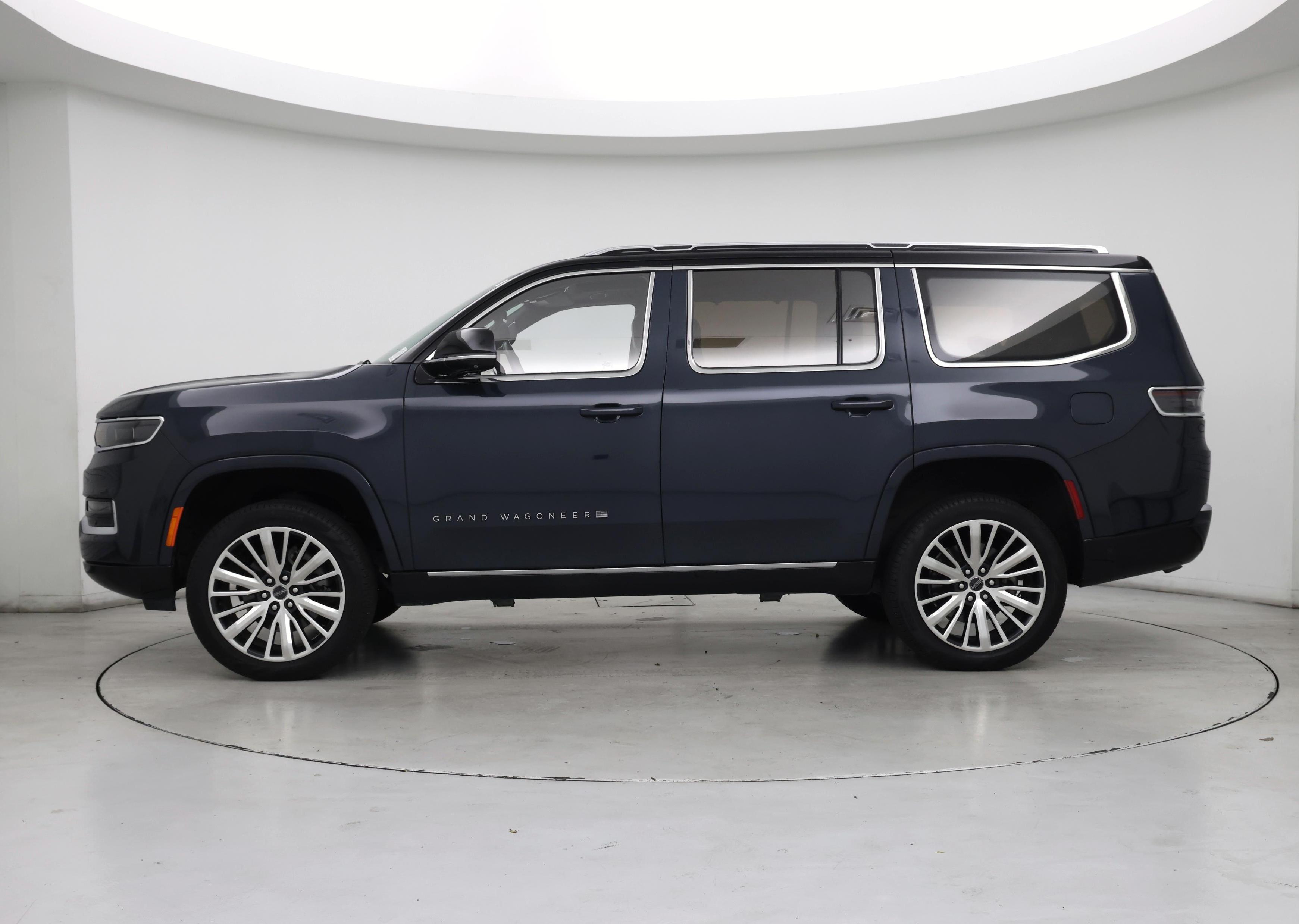 Thumbnail: 2024 Jeep Grand Wagoneer - 3