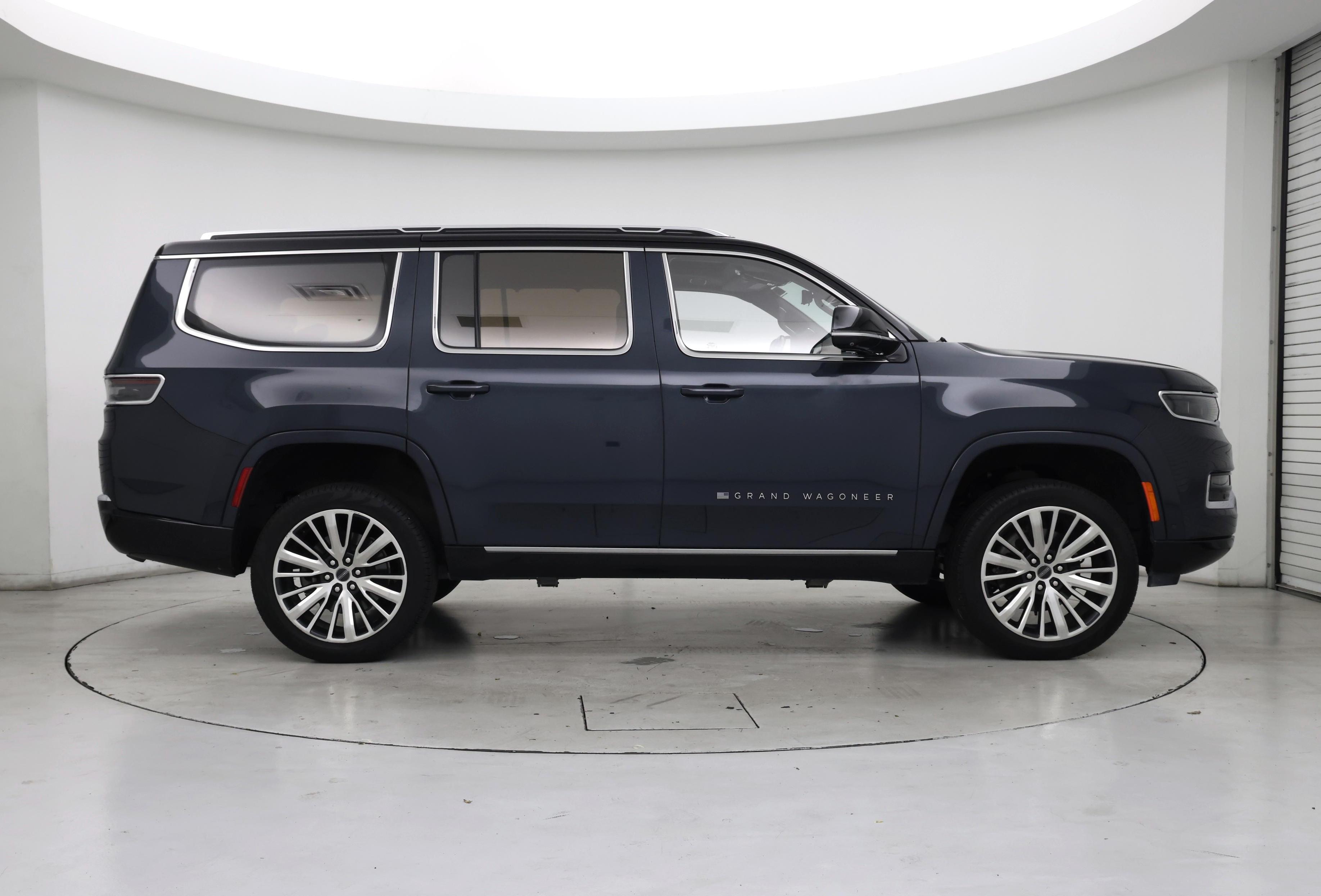 Thumbnail: 2024 Jeep Grand Wagoneer - 7