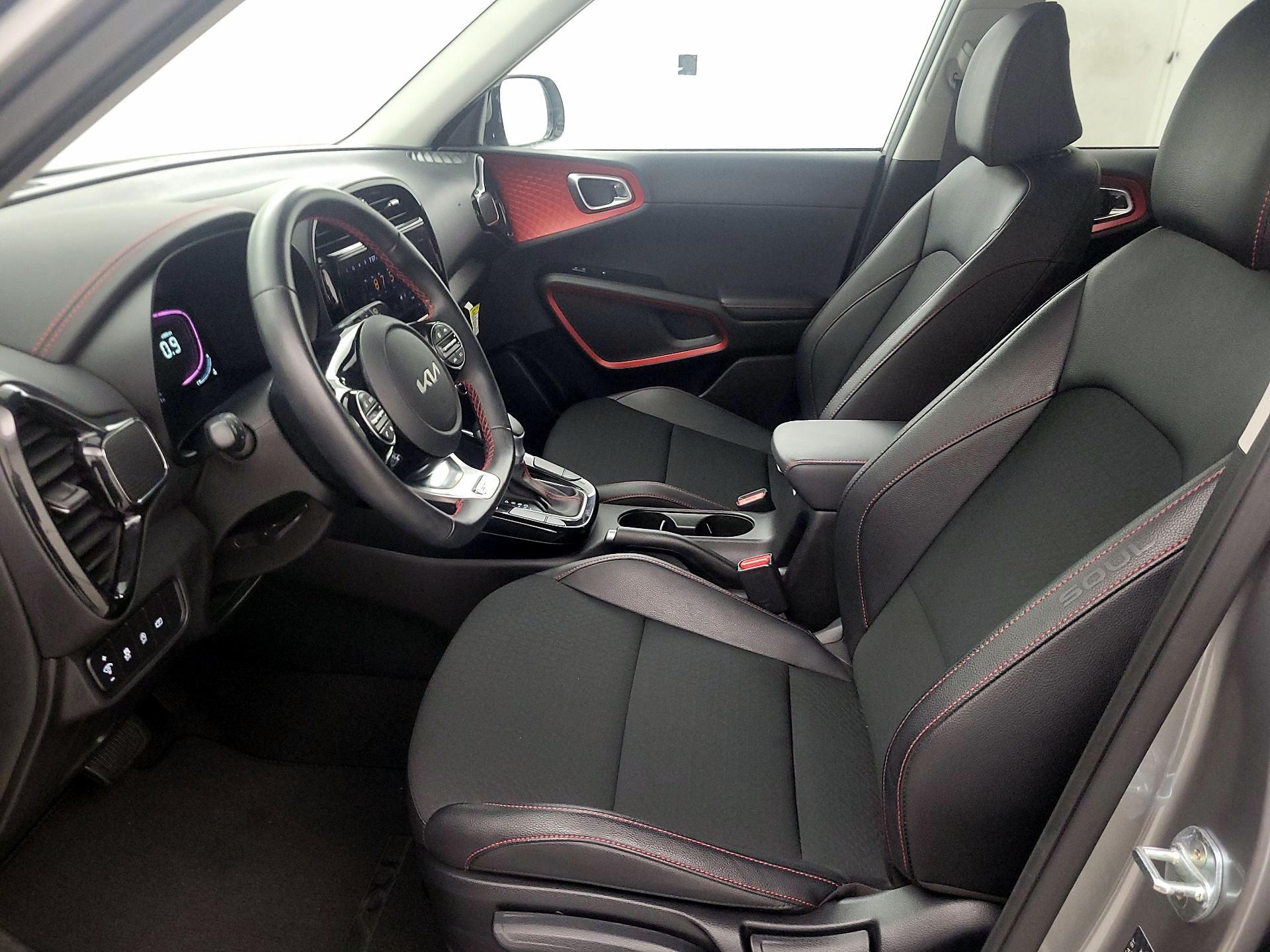Thumbnail: 2023 Kia Soul - 11