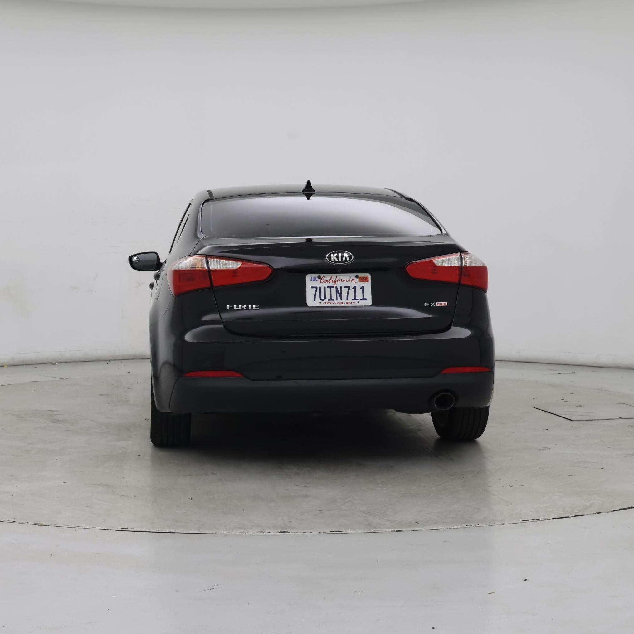 Thumbnail: 2016 Kia Forte - 6