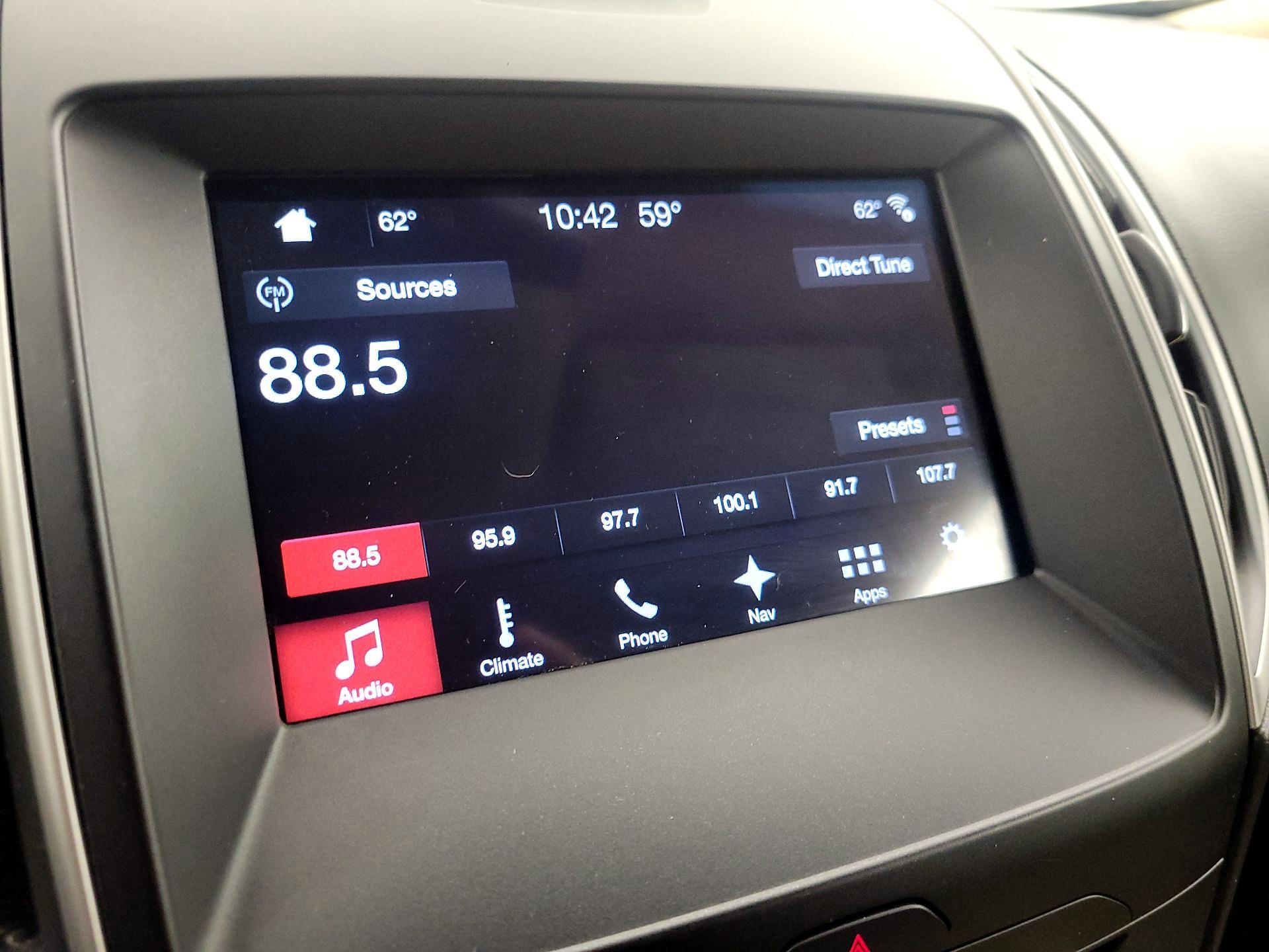 Thumbnail: 2018 Ford Edge - 16