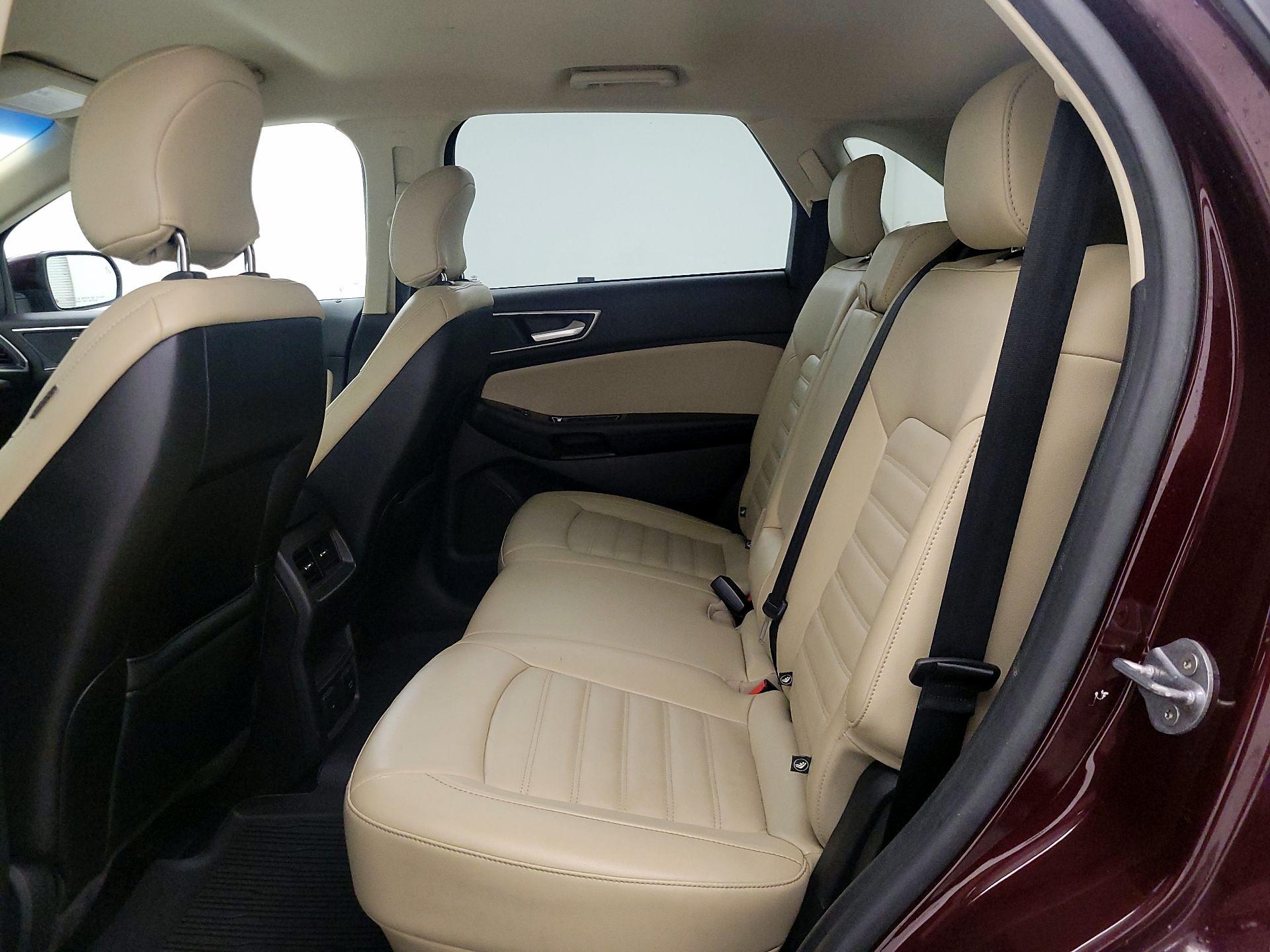 Thumbnail: 2018 Ford Edge - 20