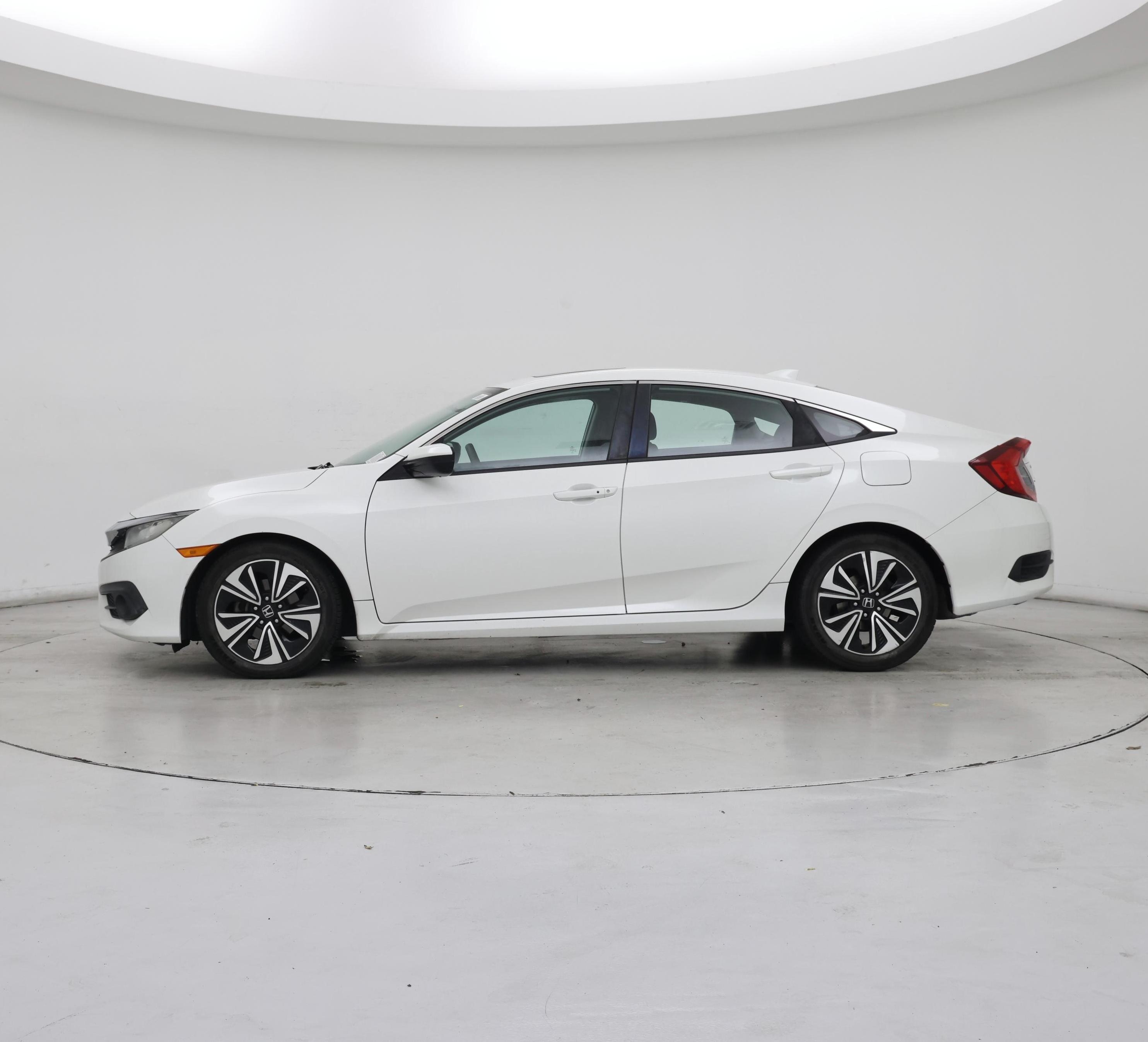 Thumbnail: 2017 Honda Civic - 3