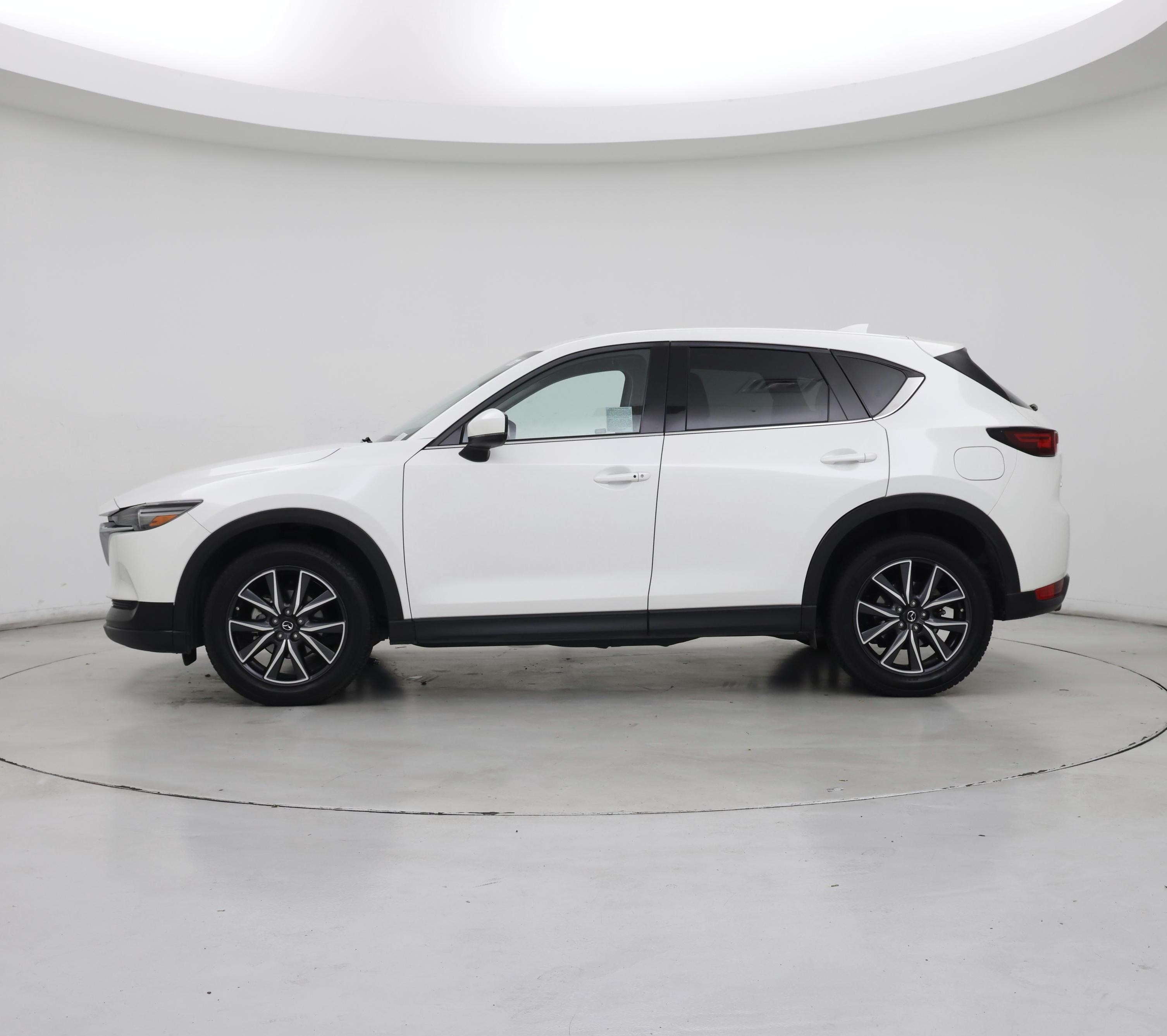 Thumbnail: 2017 Mazda CX-5 - 3
