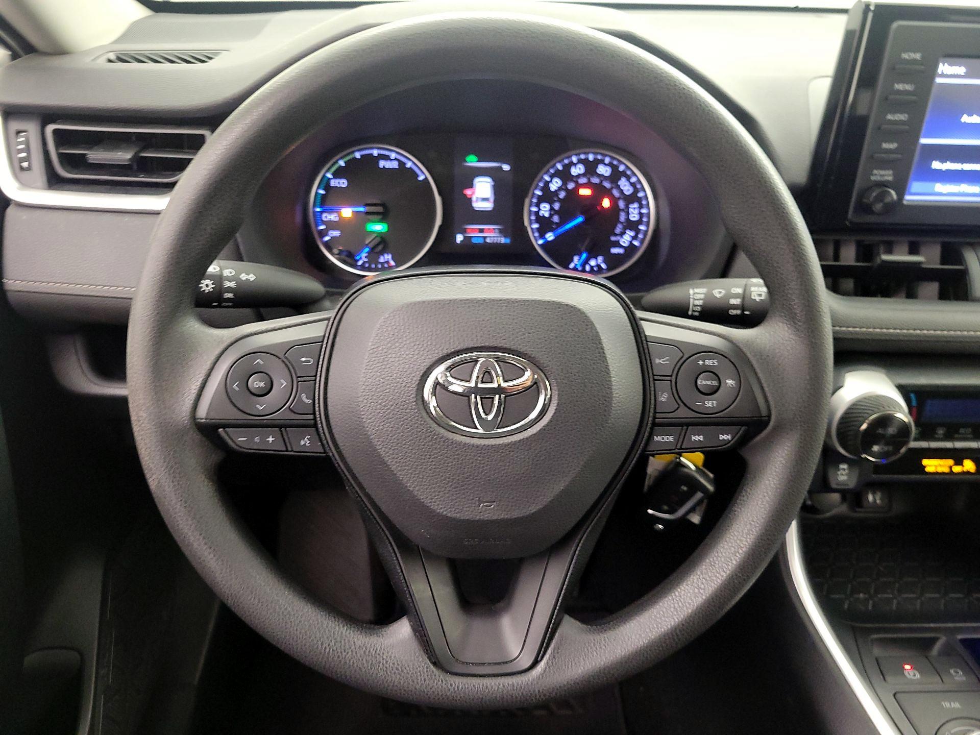 Thumbnail: 2019 Toyota RAV4 - 10