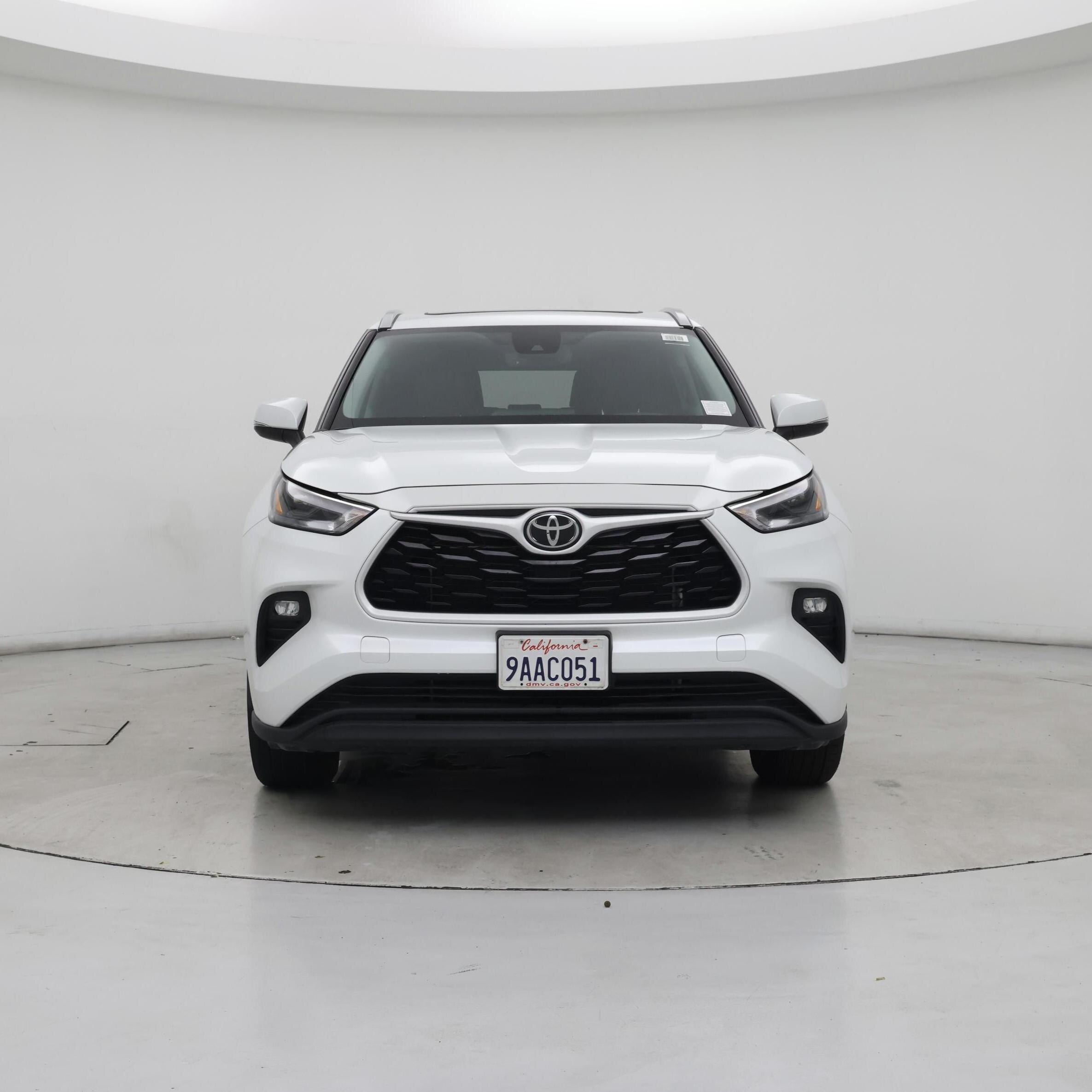 Thumbnail: 2023 Toyota Highlander - 5