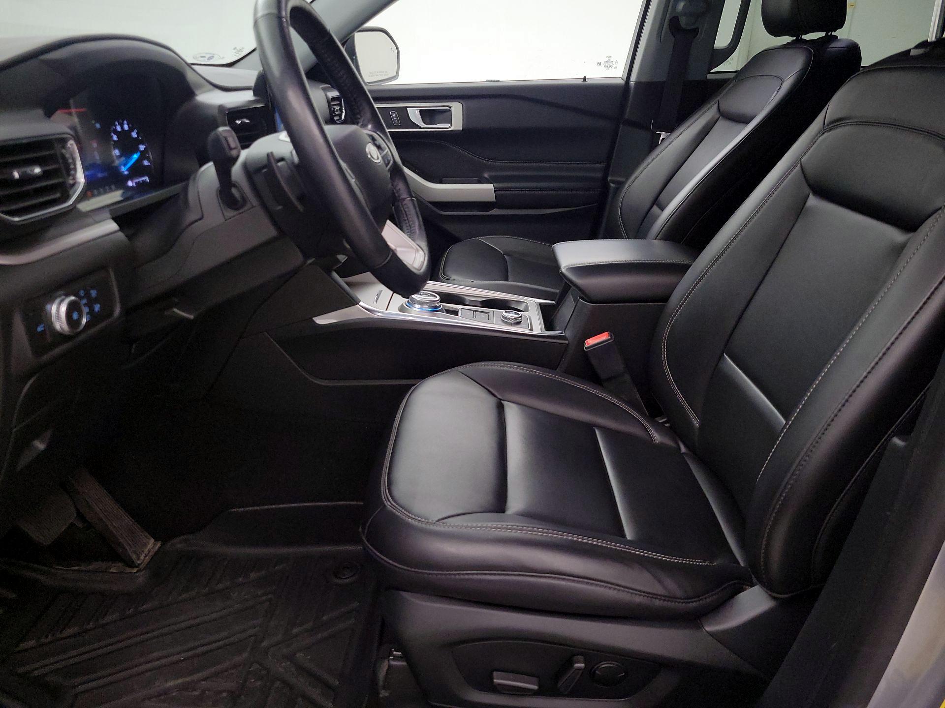 Thumbnail: 2021 Ford Explorer - 11