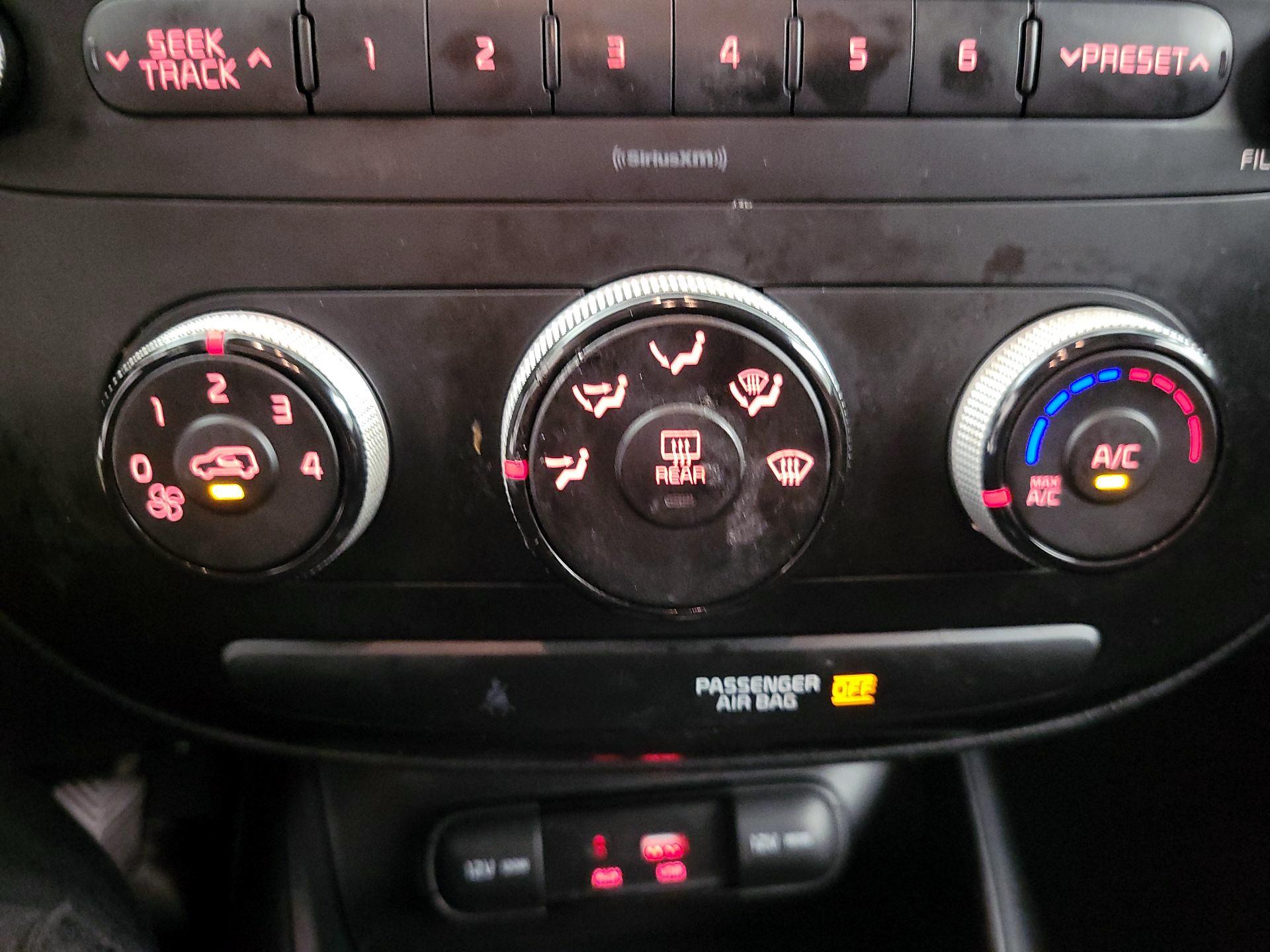 Thumbnail: 2017 Kia Soul - 15
