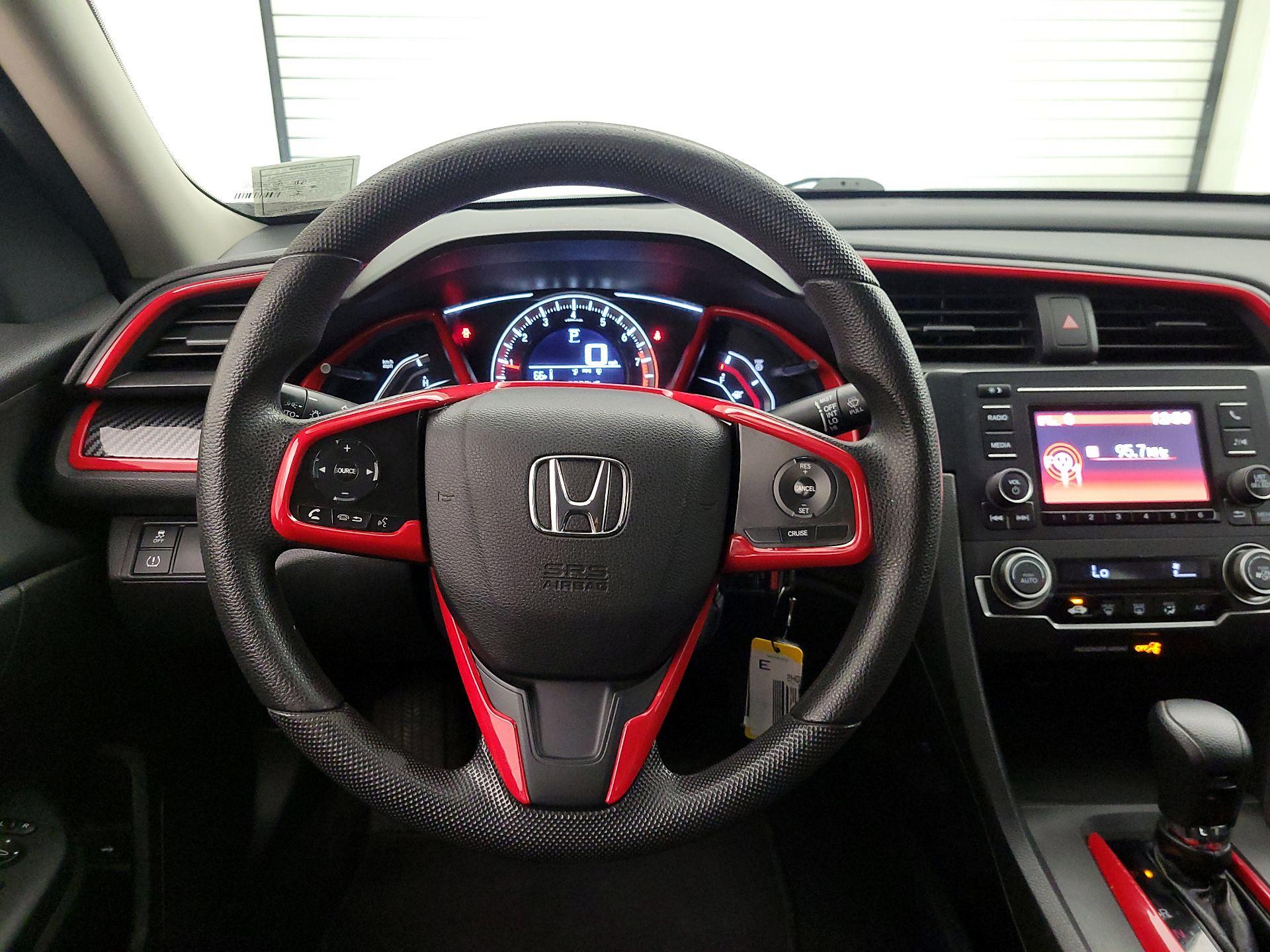 Thumbnail: 2017 Honda Civic - 10