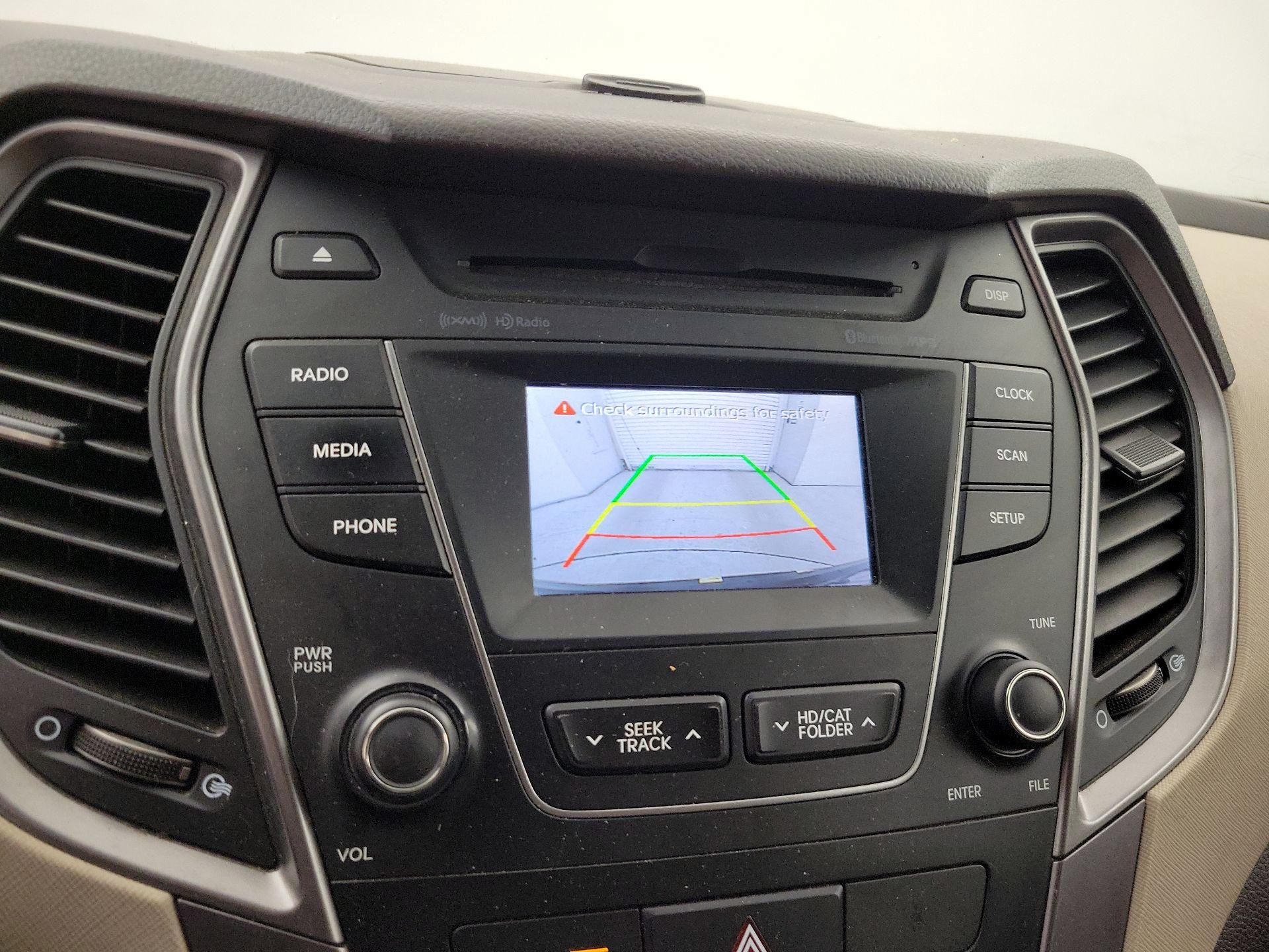 Thumbnail: 2016 Hyundai Santa Fe - 14